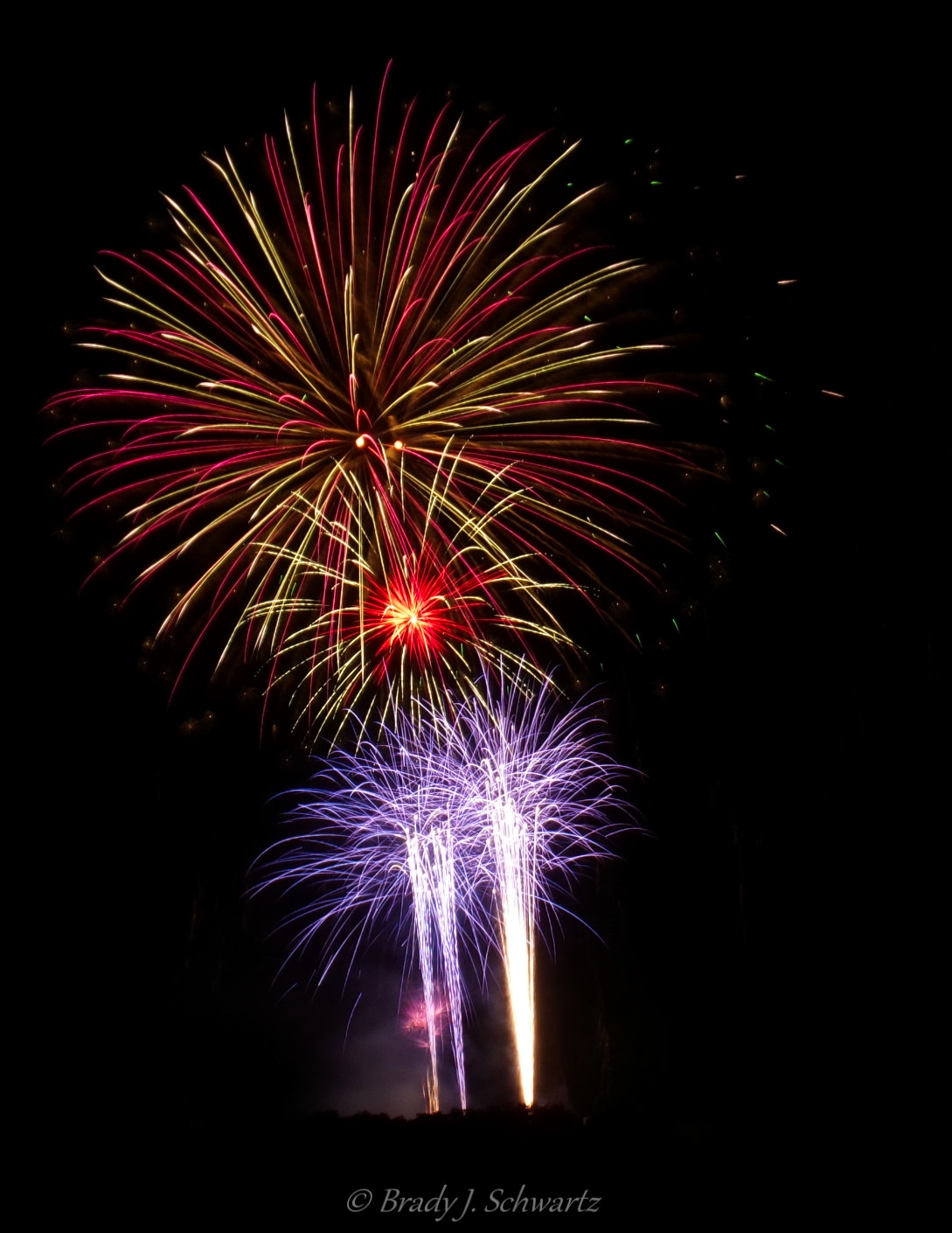 Kodak PIXPRO AZ251 sample photo. Fireworks photography