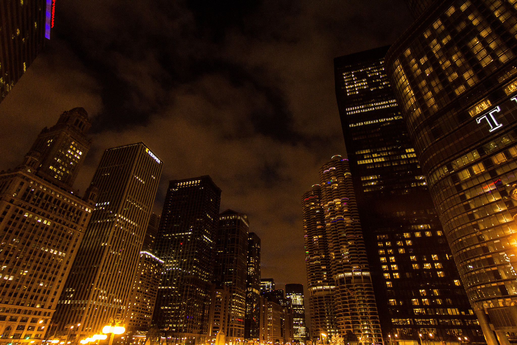 Canon EOS 1200D (EOS Rebel T5 / EOS Kiss X70 / EOS Hi) sample photo. Heart of chicago photography