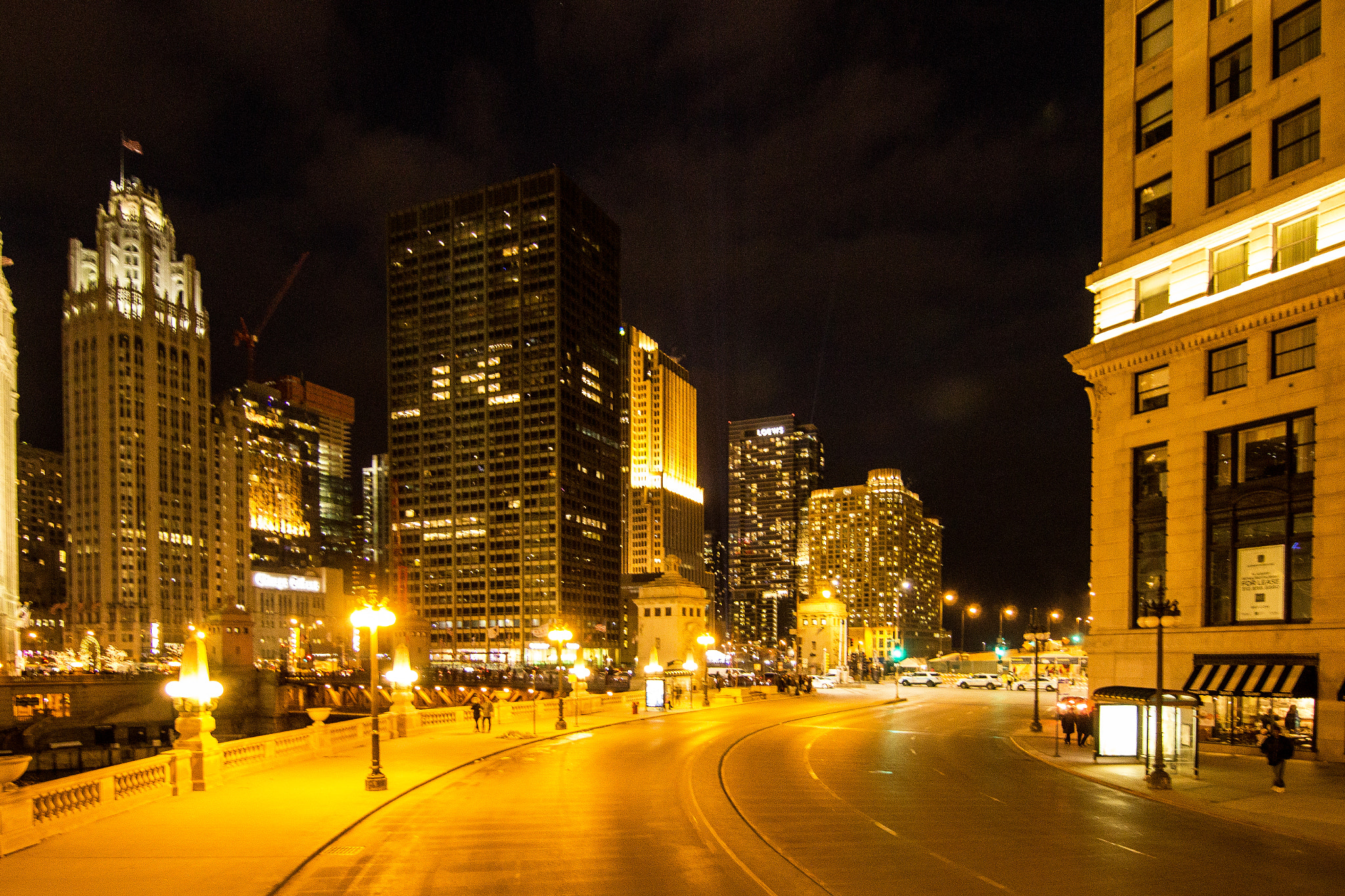 Canon EOS 1200D (EOS Rebel T5 / EOS Kiss X70 / EOS Hi) sample photo. Chicago streets photography