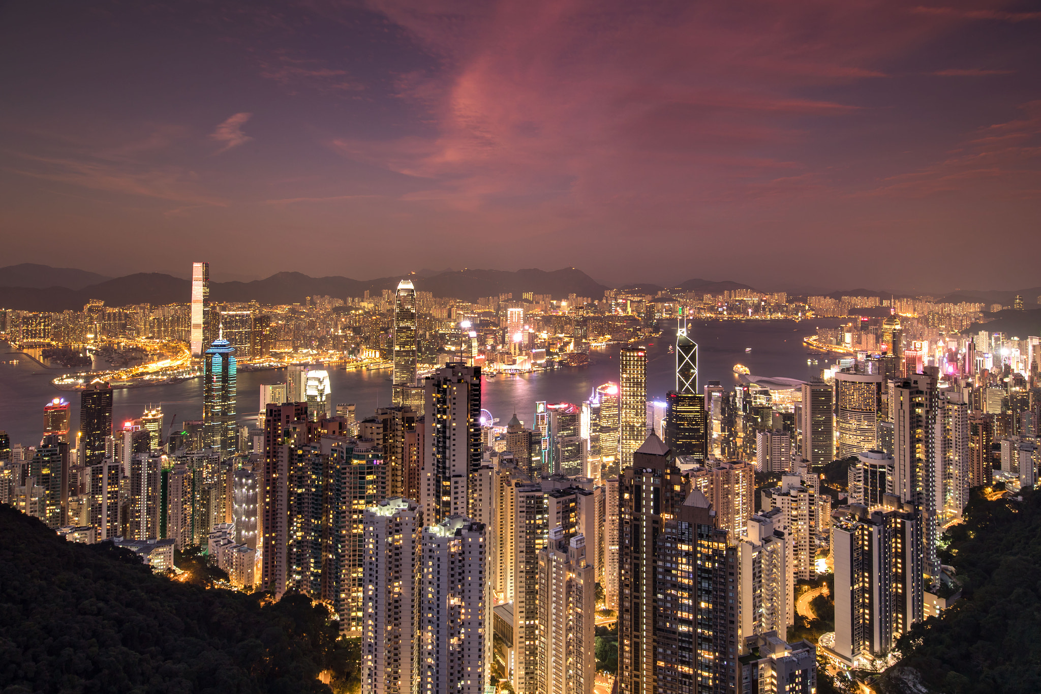Canon EF 11-24mm F4L USM sample photo. 香港之夜 photography