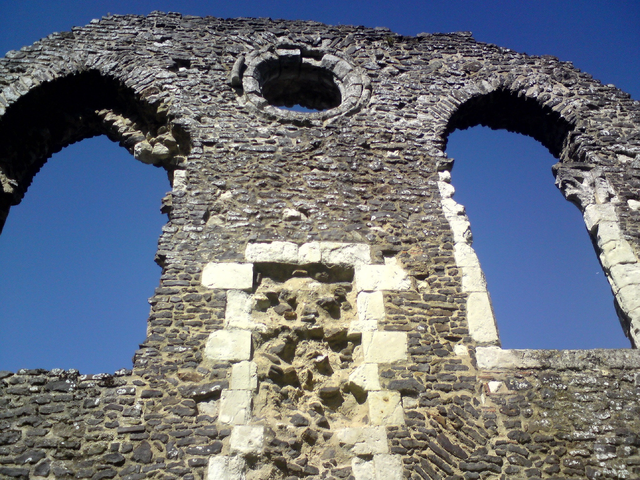 Sony Ericsson C902 sample photo. Ruins photography