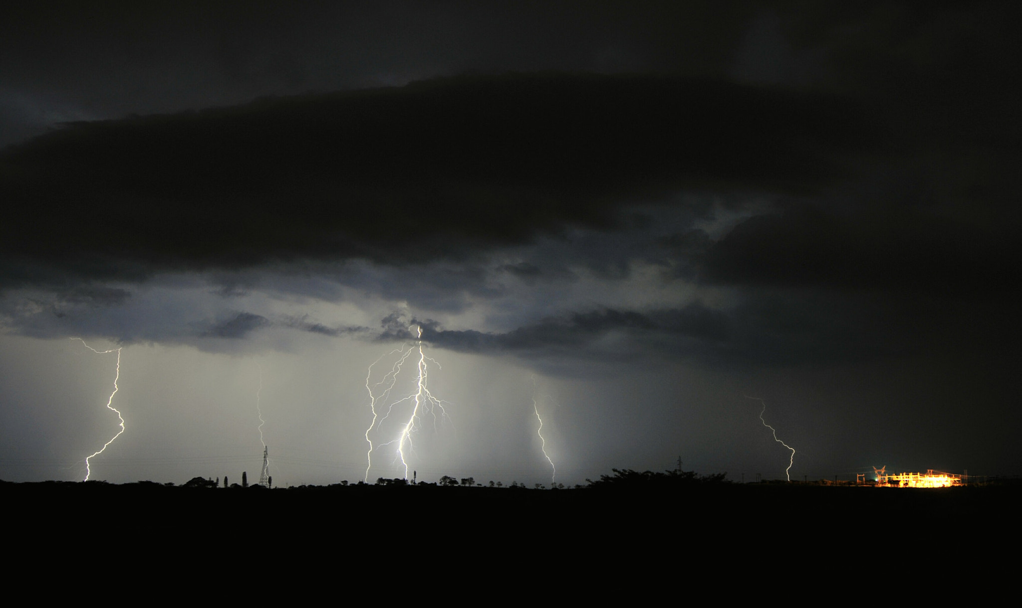 Nikon D300S sample photo. Multiple strikes photography