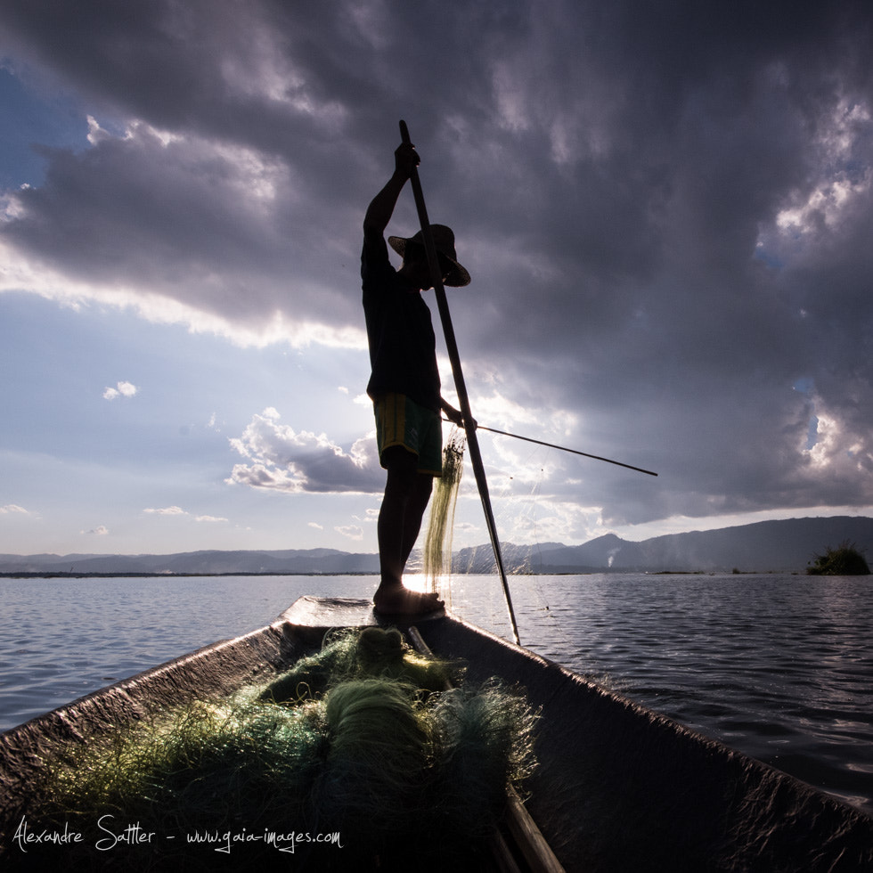 Sigma 10-20mm F4-5.6 EX DC HSM sample photo. Fisherman 2 photography