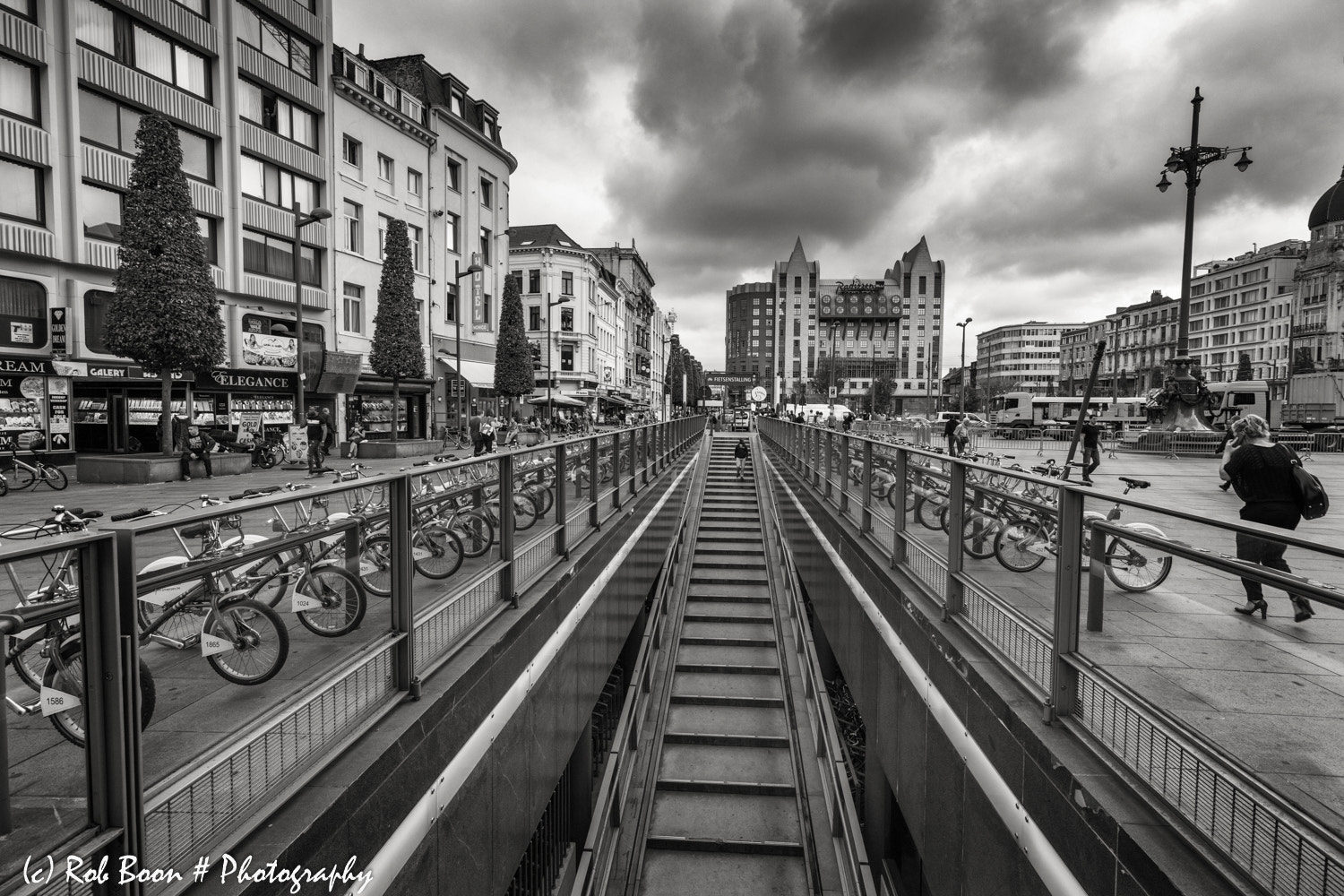 Canon EF 16-35mm F4L IS USM sample photo. Antwerpen 7 photography