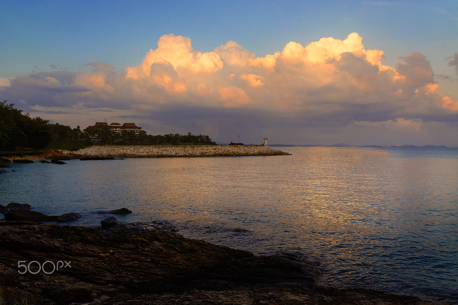 Nikon D5200 + Sigma 17-70mm F2.8-4 DC Macro OS HSM | C sample photo. Sea and rock in the evening time. photography