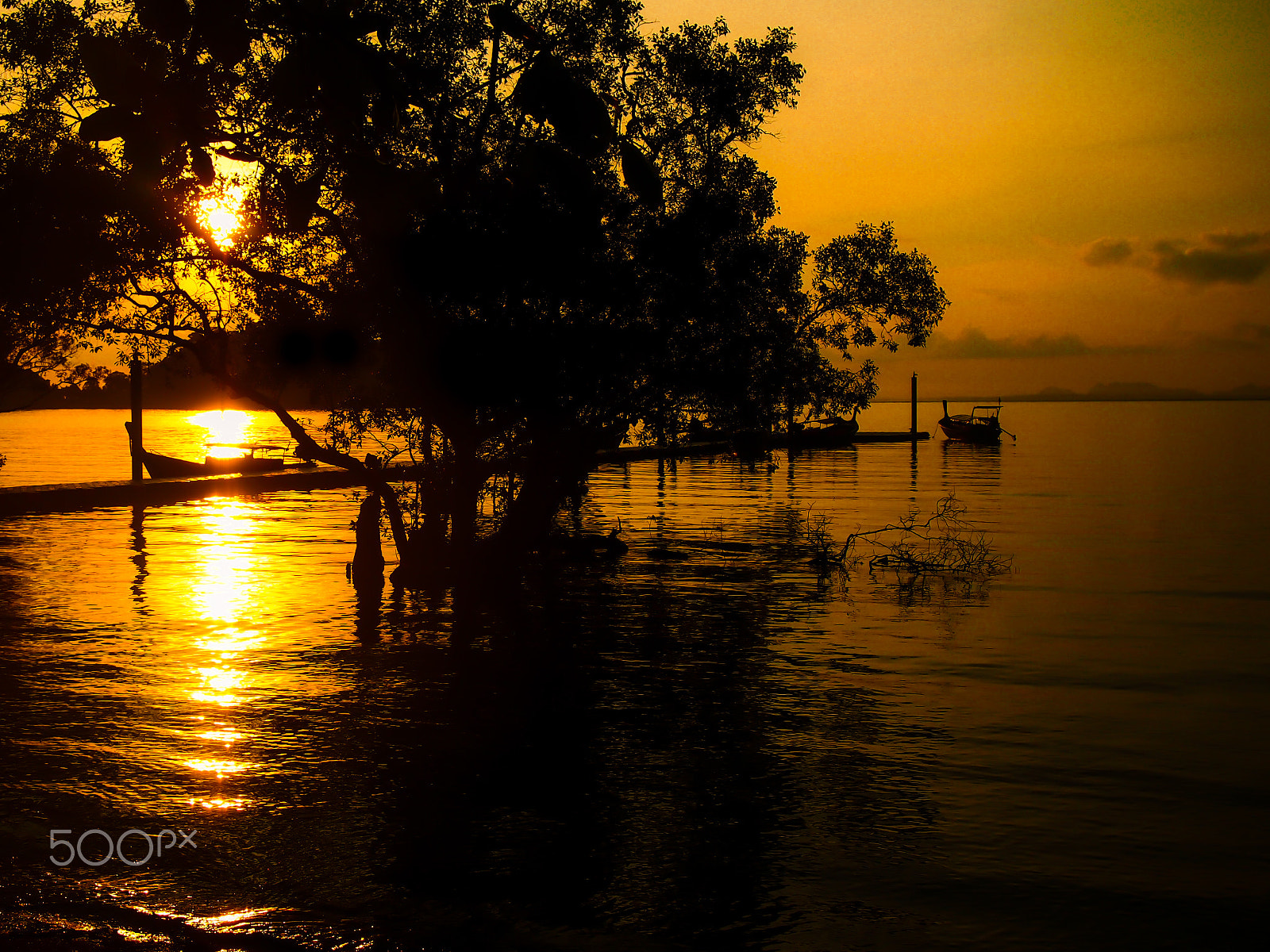 Olympus M.Zuiko Digital 14-42mm F3.5-5.6 II R sample photo. Glorious sunrise photography
