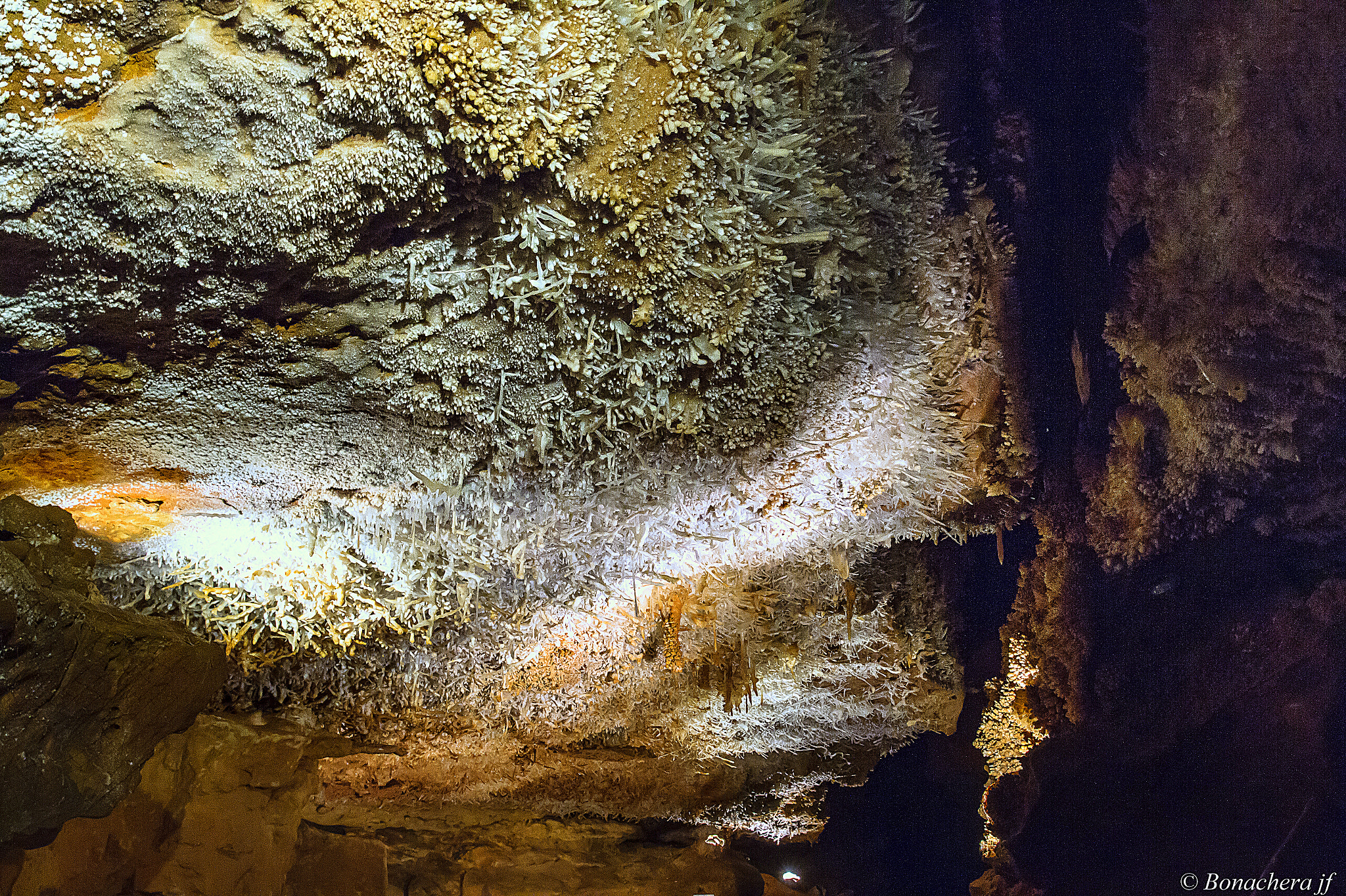 Sigma 17-70mm F2.8-4 DC Macro OS HSM sample photo. A la grotte maxange photography