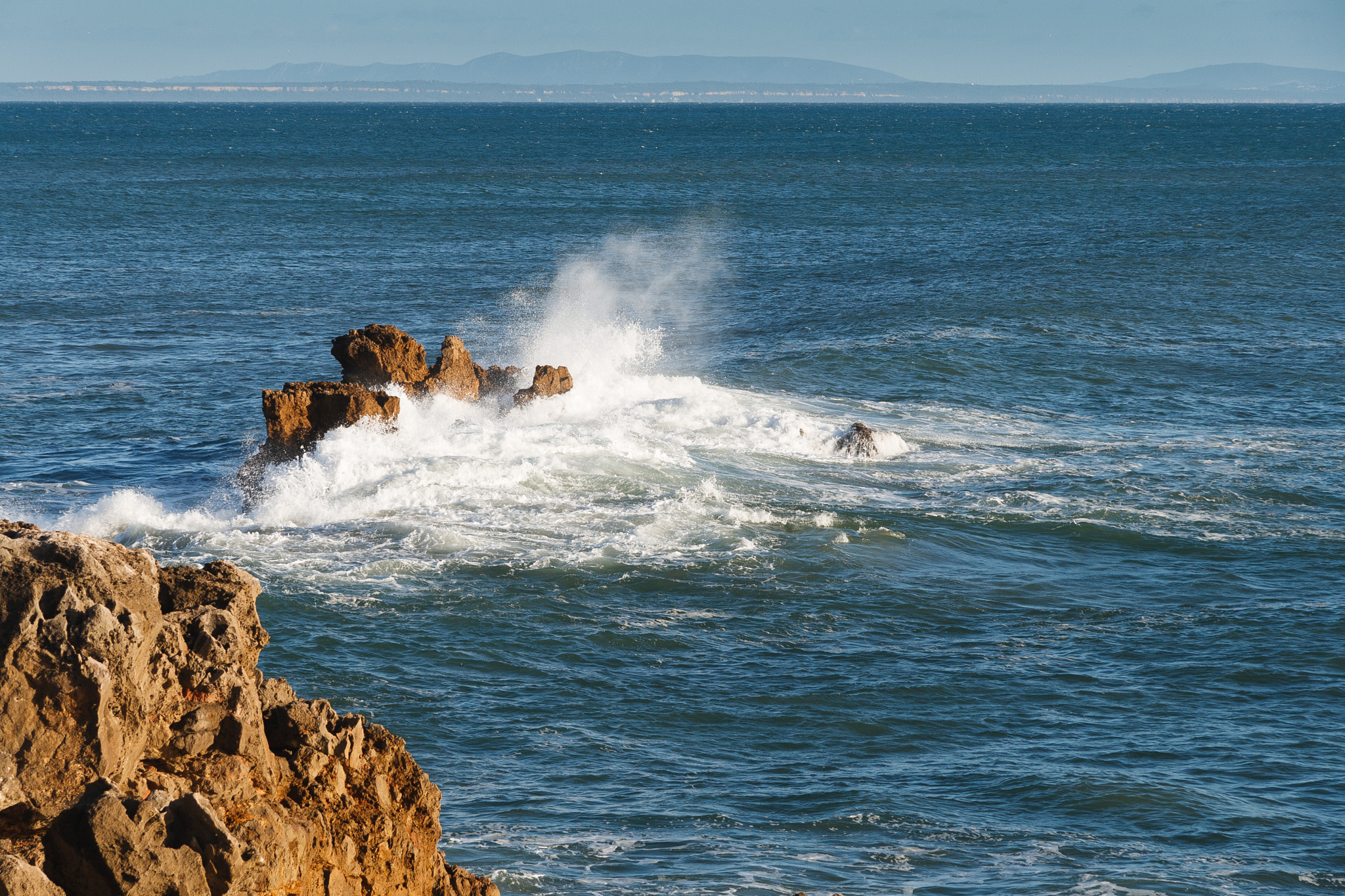 Canon EF-S 17-85mm F4-5.6 IS USM sample photo. Wave photography