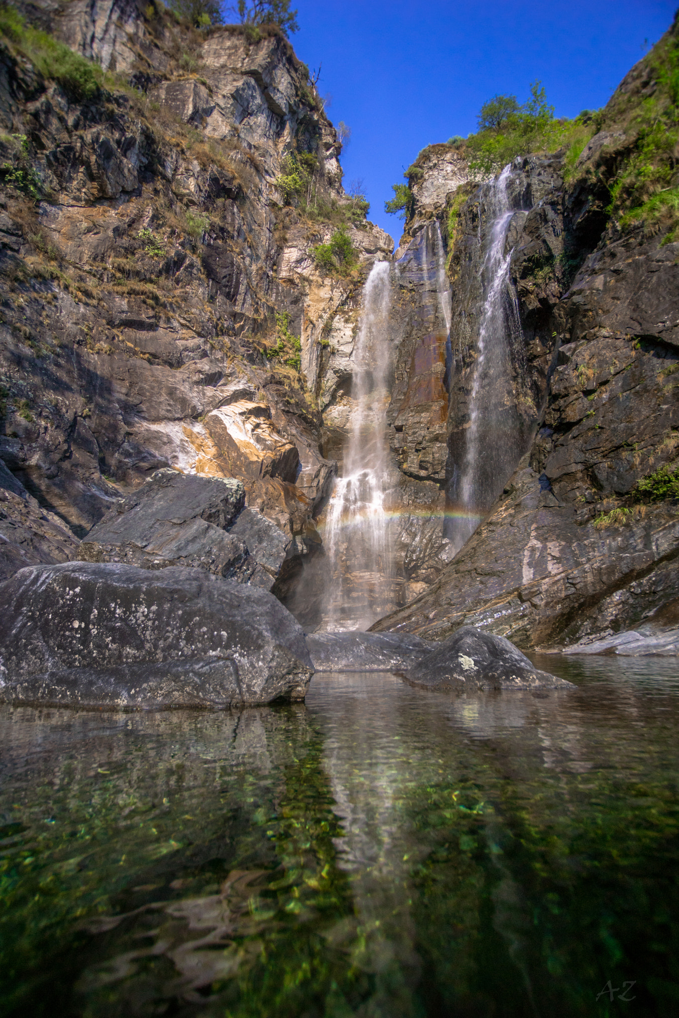 Sony ILCA-77M2 + Sigma 10-20mm F3.5 EX DC HSM sample photo. Wasserfall maggia photography