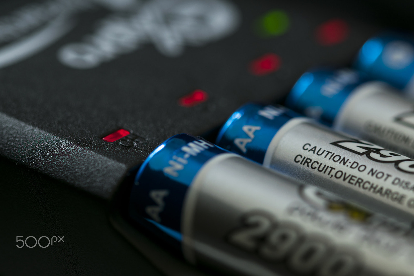 Sigma 105mm F2.8 EX DG OS HSM sample photo. Charger photography