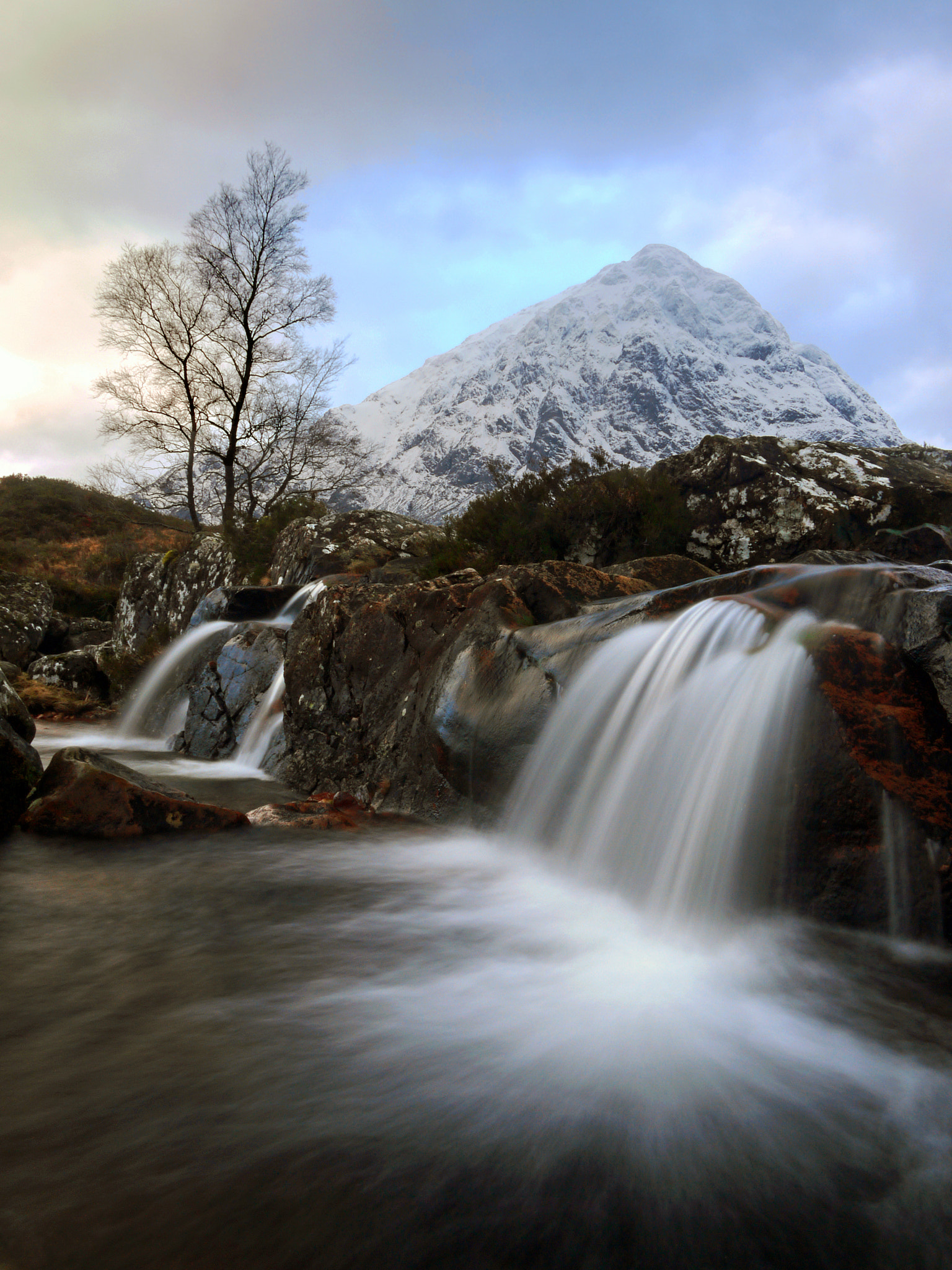 Panasonic Lumix DMC-GF1 sample photo. Roaming in a glencoe gloaming photography