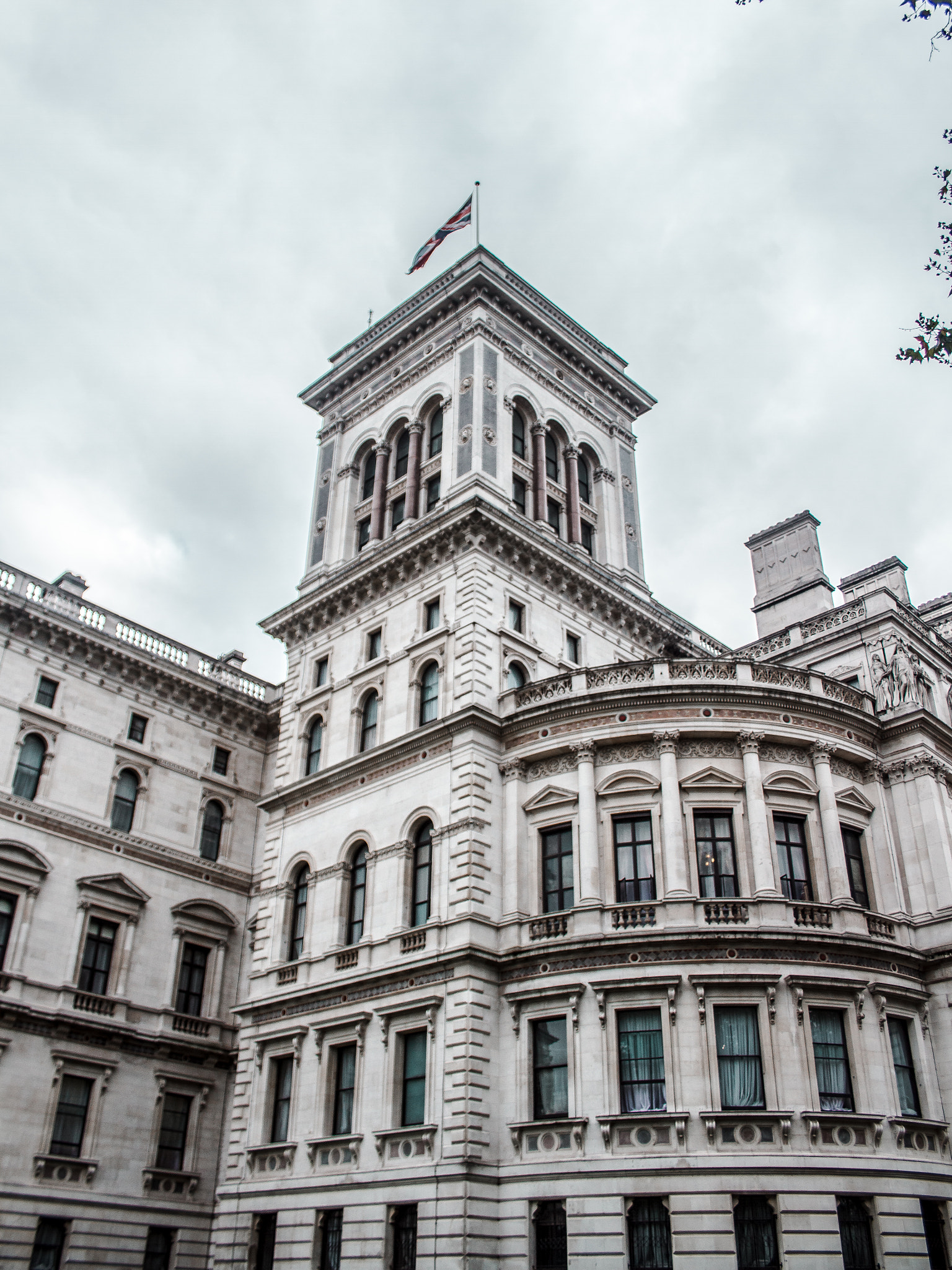 Canon EF-S 18-55mm F3.5-5.6 II sample photo. London #architecture tour (part 1) photography