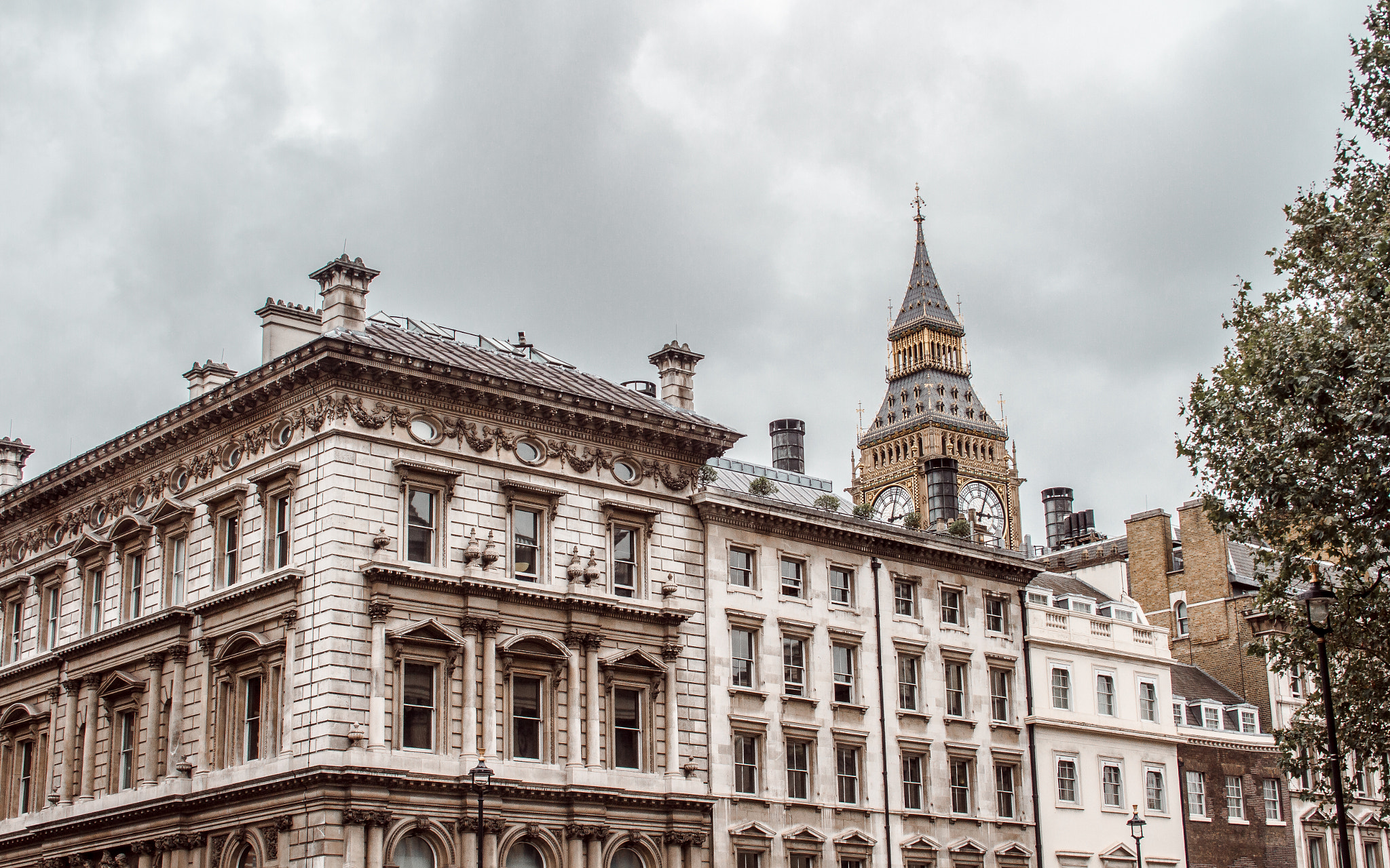 Canon EF-S 18-55mm F3.5-5.6 II sample photo. London #architecture tour (part 1) photography