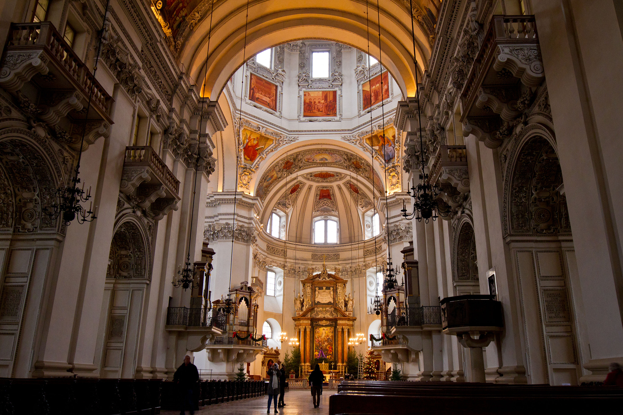 Canon EOS 7D + Canon EF 16-35mm F4L IS USM sample photo. Salzburg cathedral photography