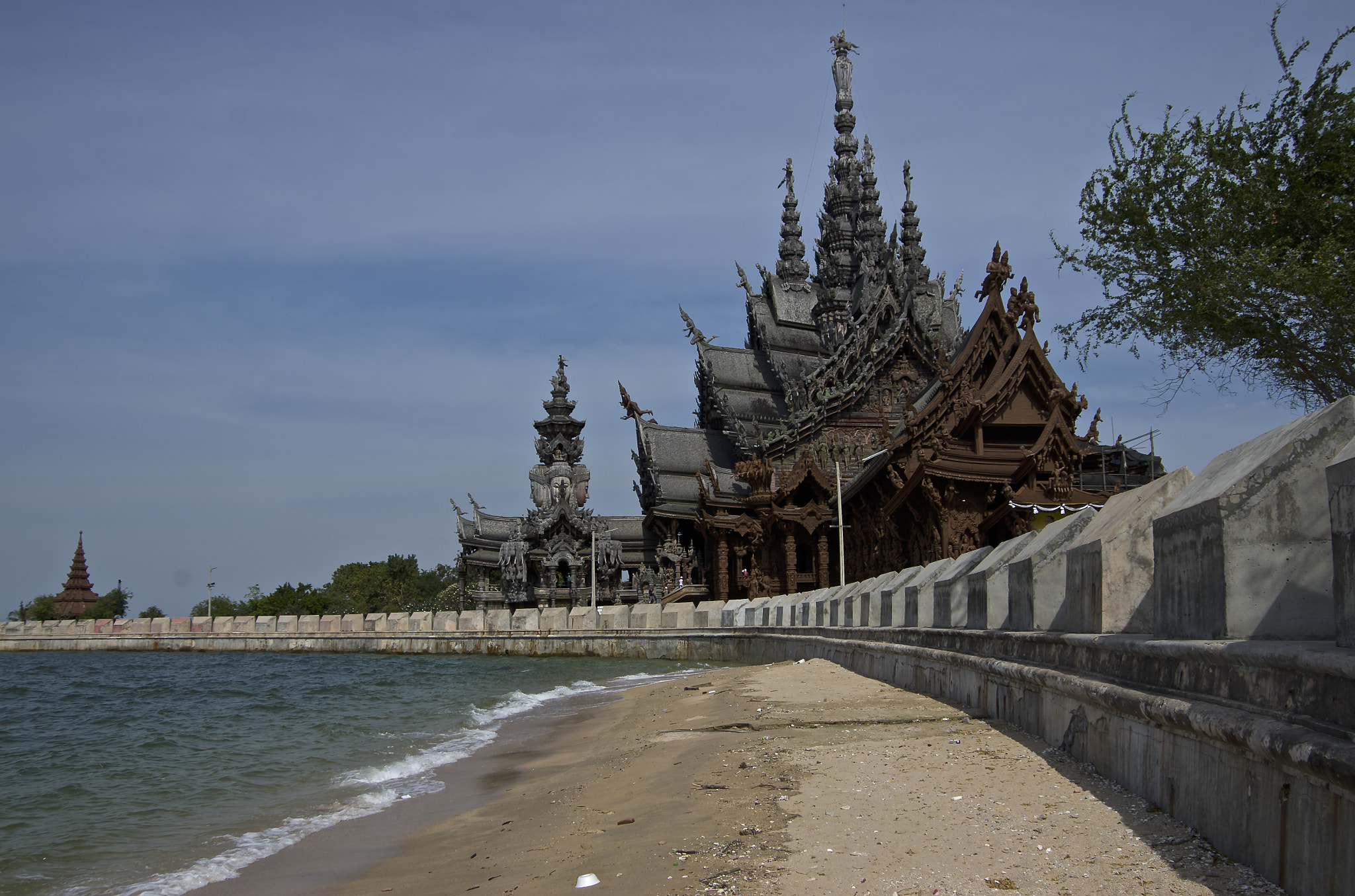 Pentax K-50 sample photo. Sanctuary of truth, pattaya photography