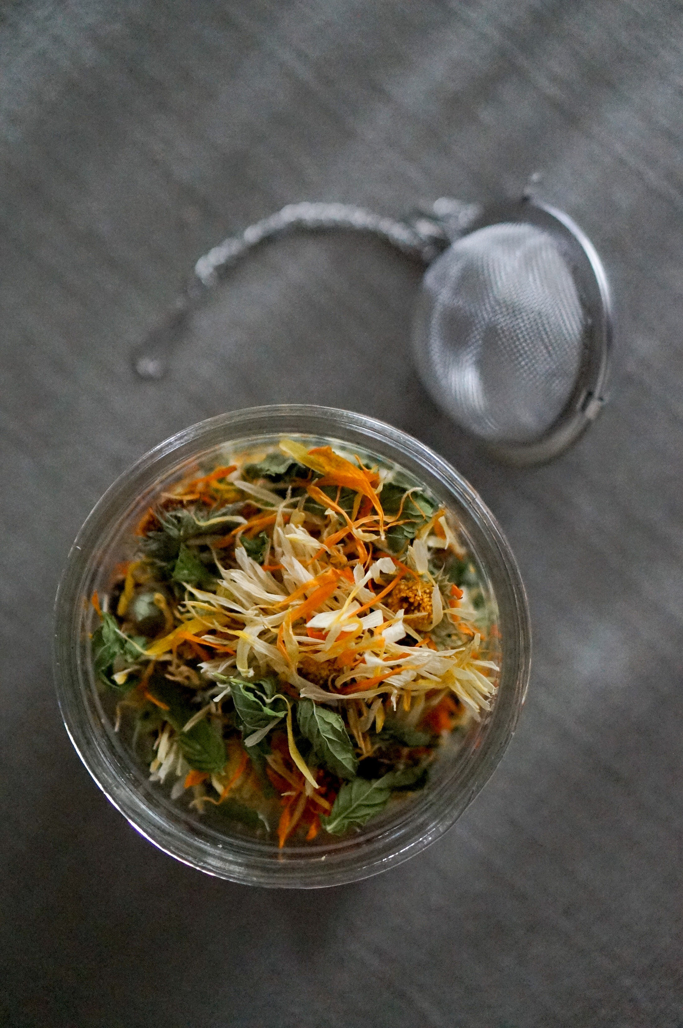 Sony Alpha NEX-3N + E 50mm F1.8 OSS sample photo. Montana garden tea photography
