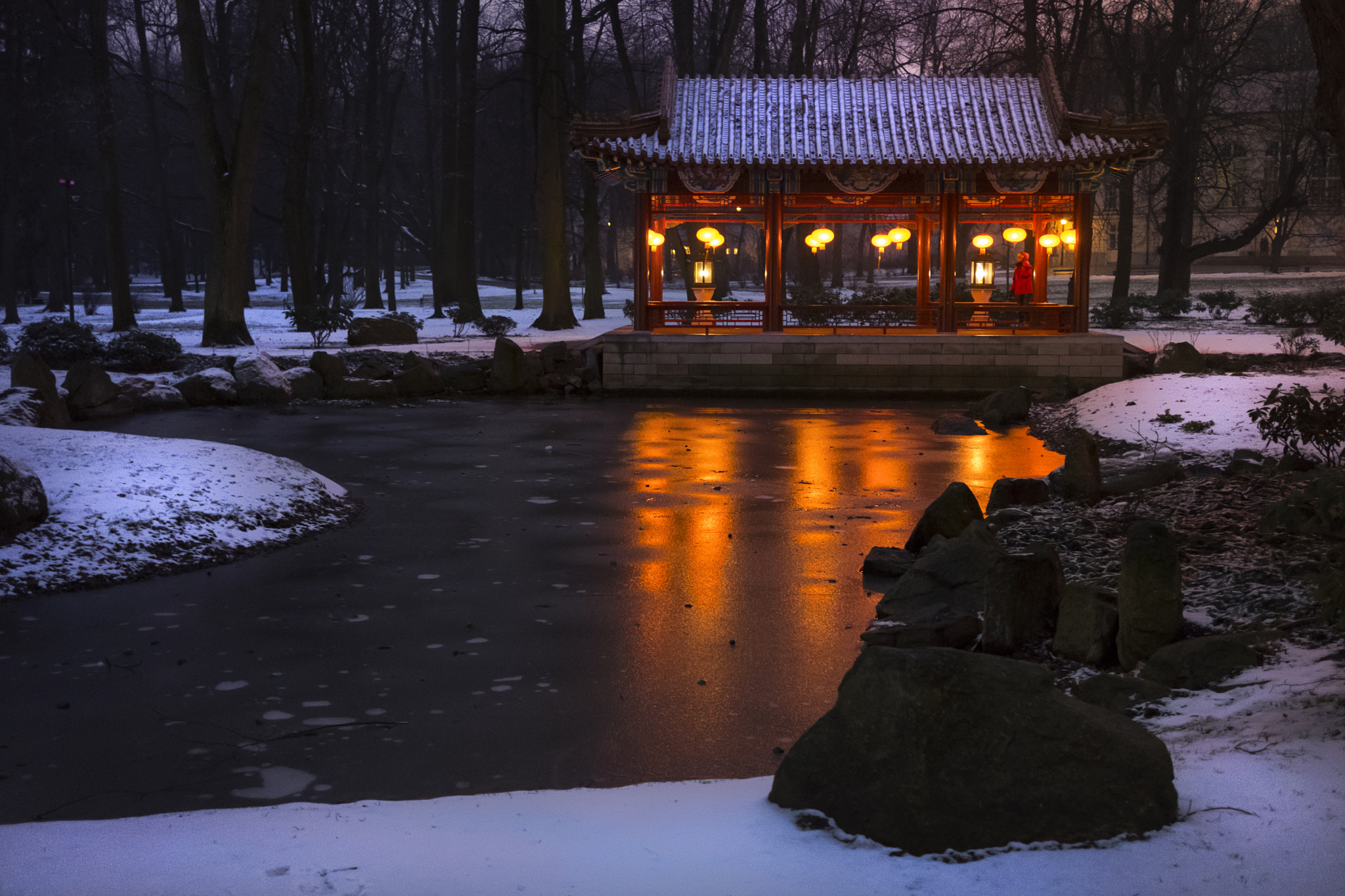 Fujifilm XF 27mm F2.8 sample photo. Parco varsavia photography