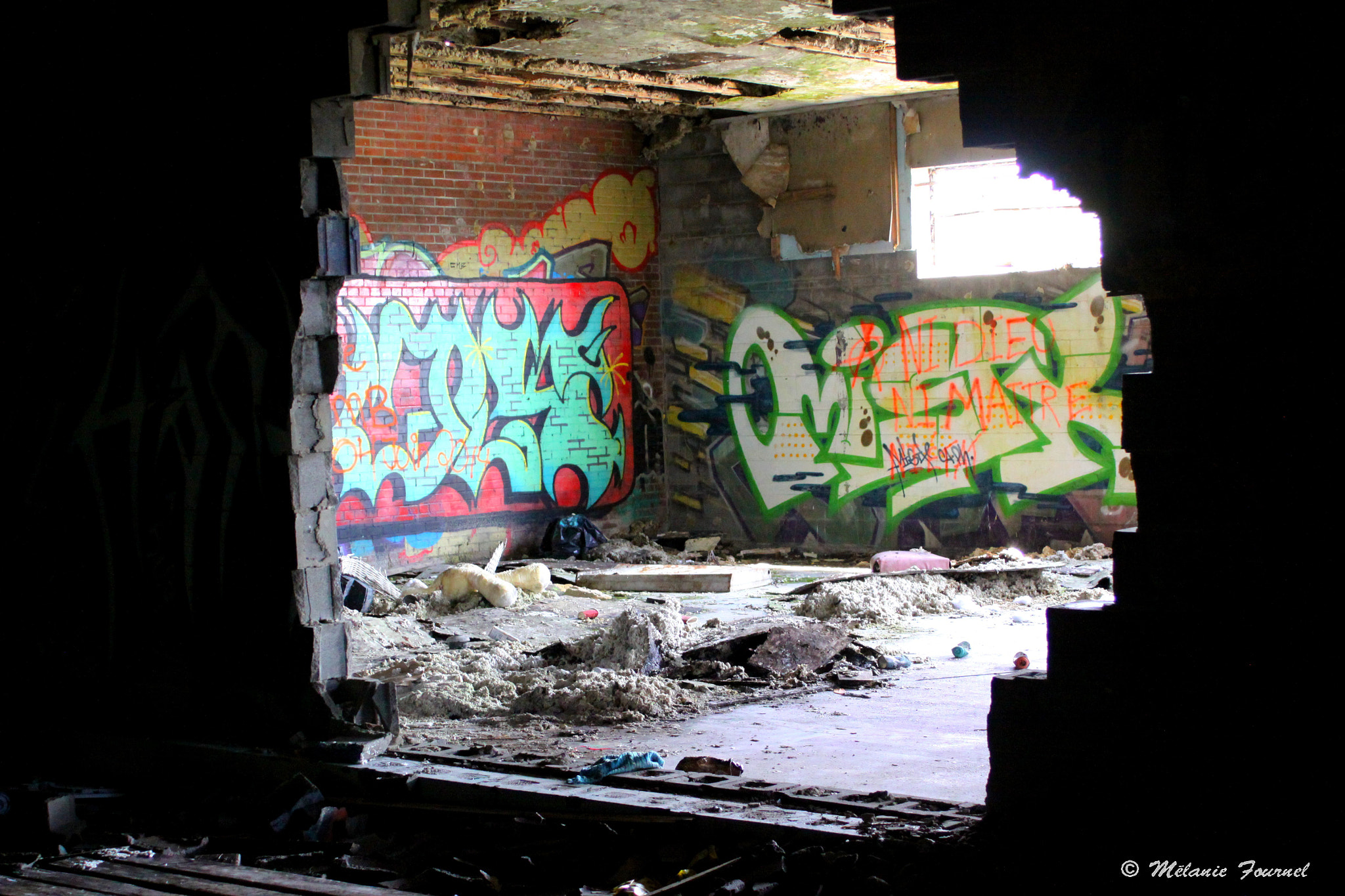Canon EOS 50D sample photo. Dilapidated photography