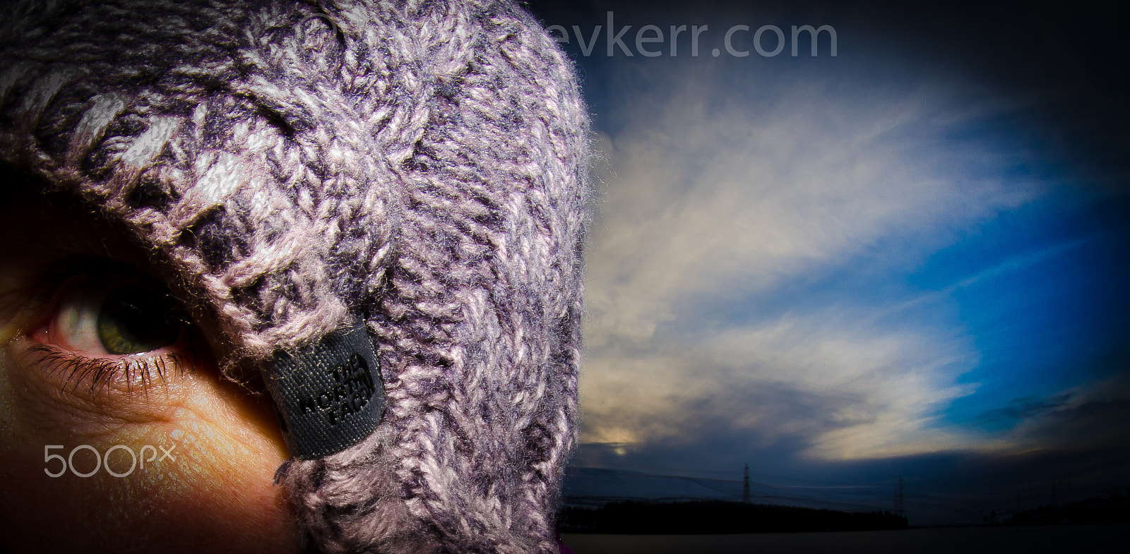 Nikon AF DX Fisheye-Nikkor 10.5mm F2.8G ED sample photo. Keeping warm ! photography