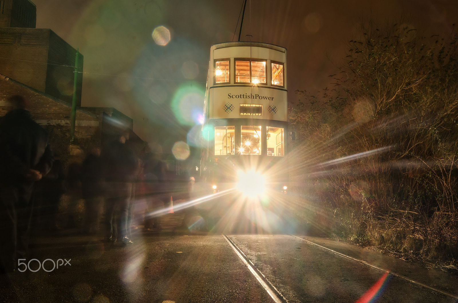 Sigma 17-70mm F2.8-4 DC Macro OS HSM sample photo. Starship traveller photography