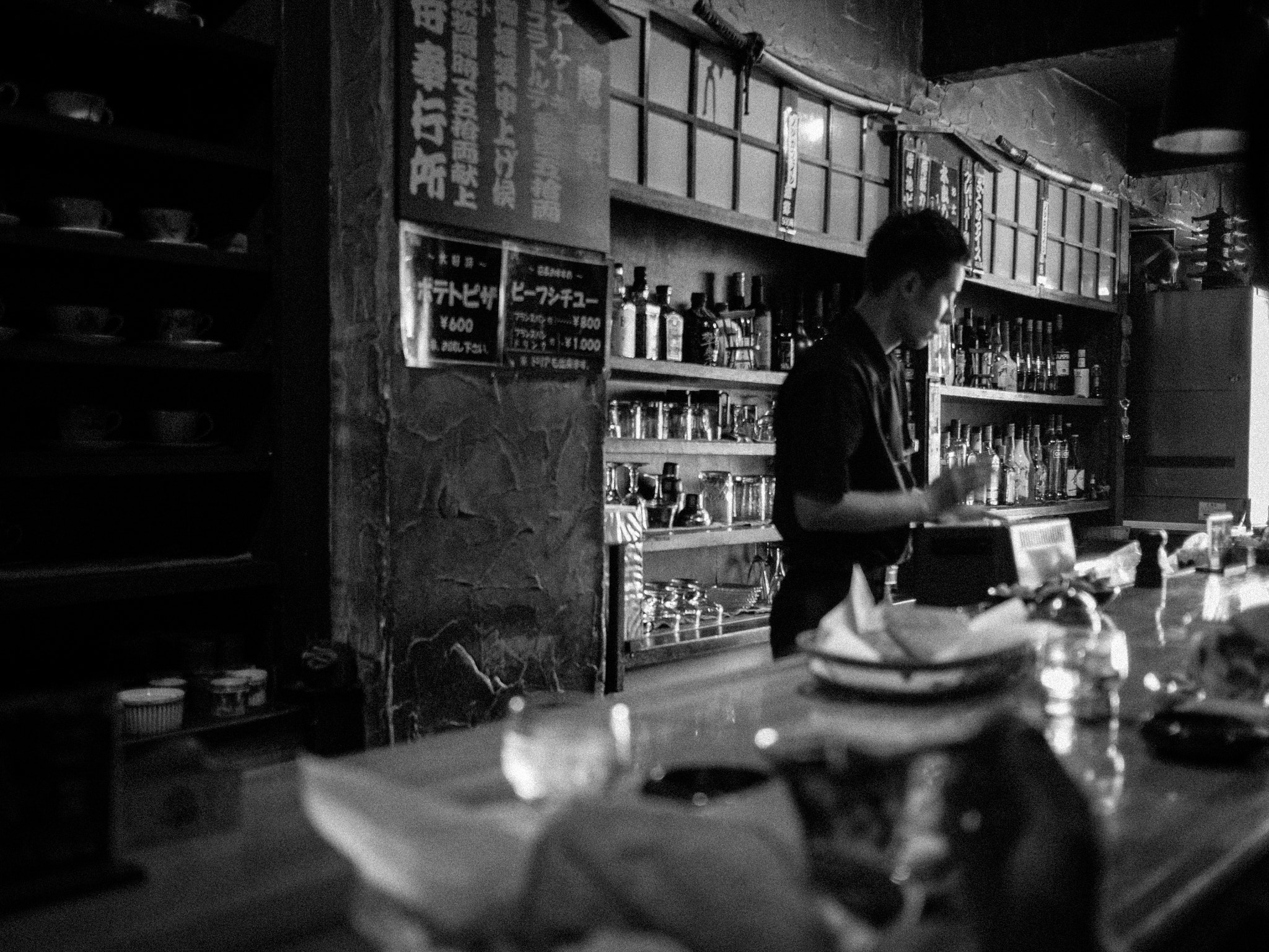 Olympus PEN E-P5 + Panasonic Lumix G 20mm F1.7 ASPH sample photo. Samurai cafe photography