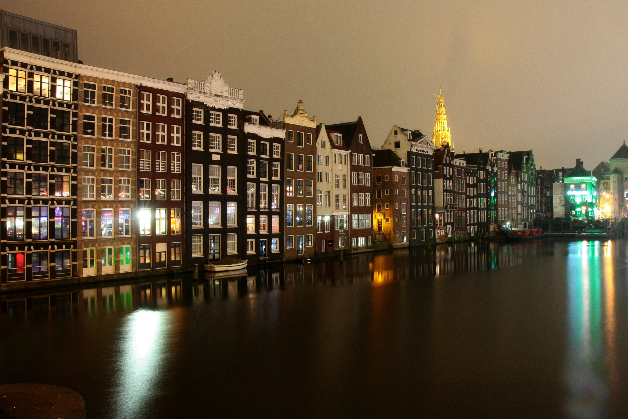 Canon EOS 450D (EOS Rebel XSi / EOS Kiss X2) sample photo. Terraced amsterdam photography