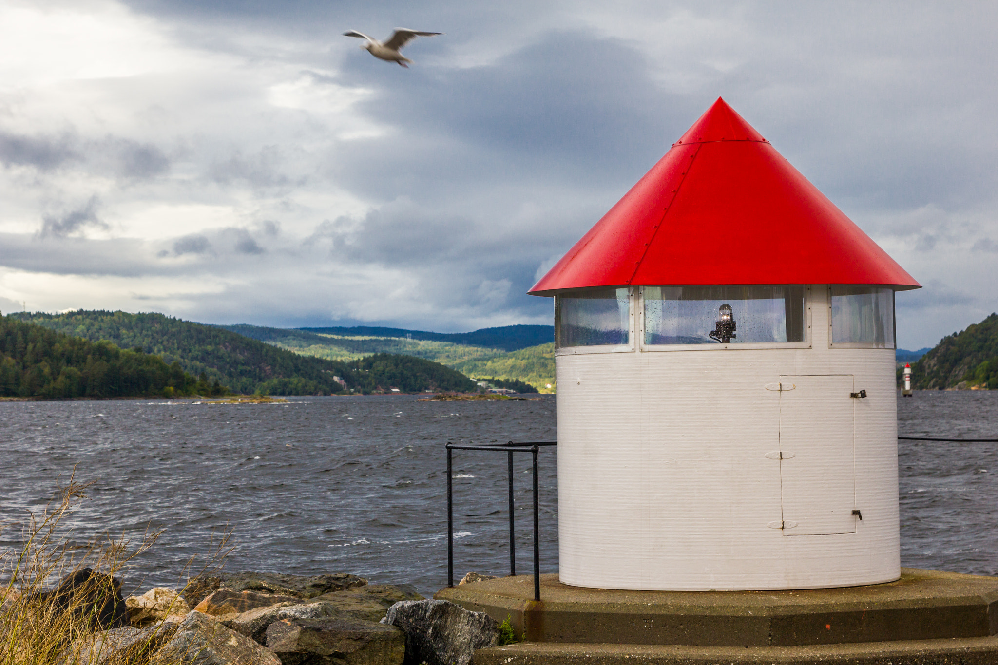 Canon EOS 550D (EOS Rebel T2i / EOS Kiss X4) sample photo. Norway-drøbak harbor-drøbak molo lighthouse photography