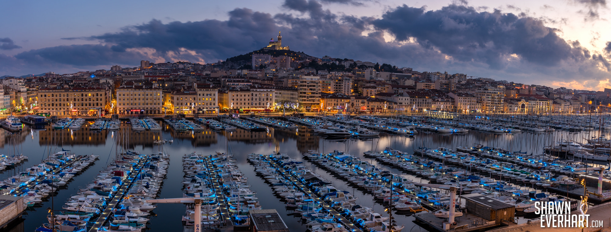 Canon EF 35mm F1.4L II USM sample photo. Marseille, france photography