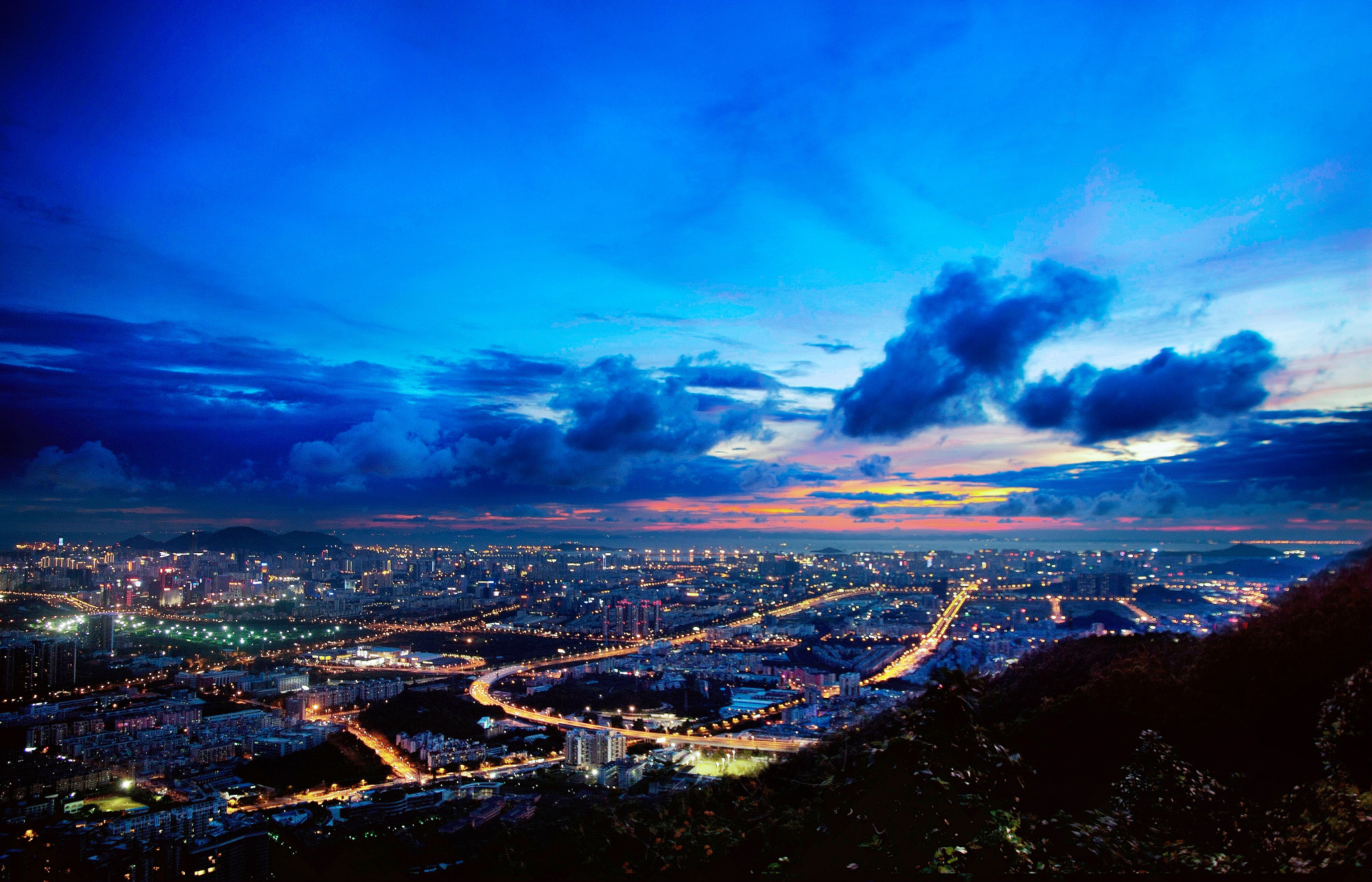 Canon EOS 50D sample photo. The western part of the city photography