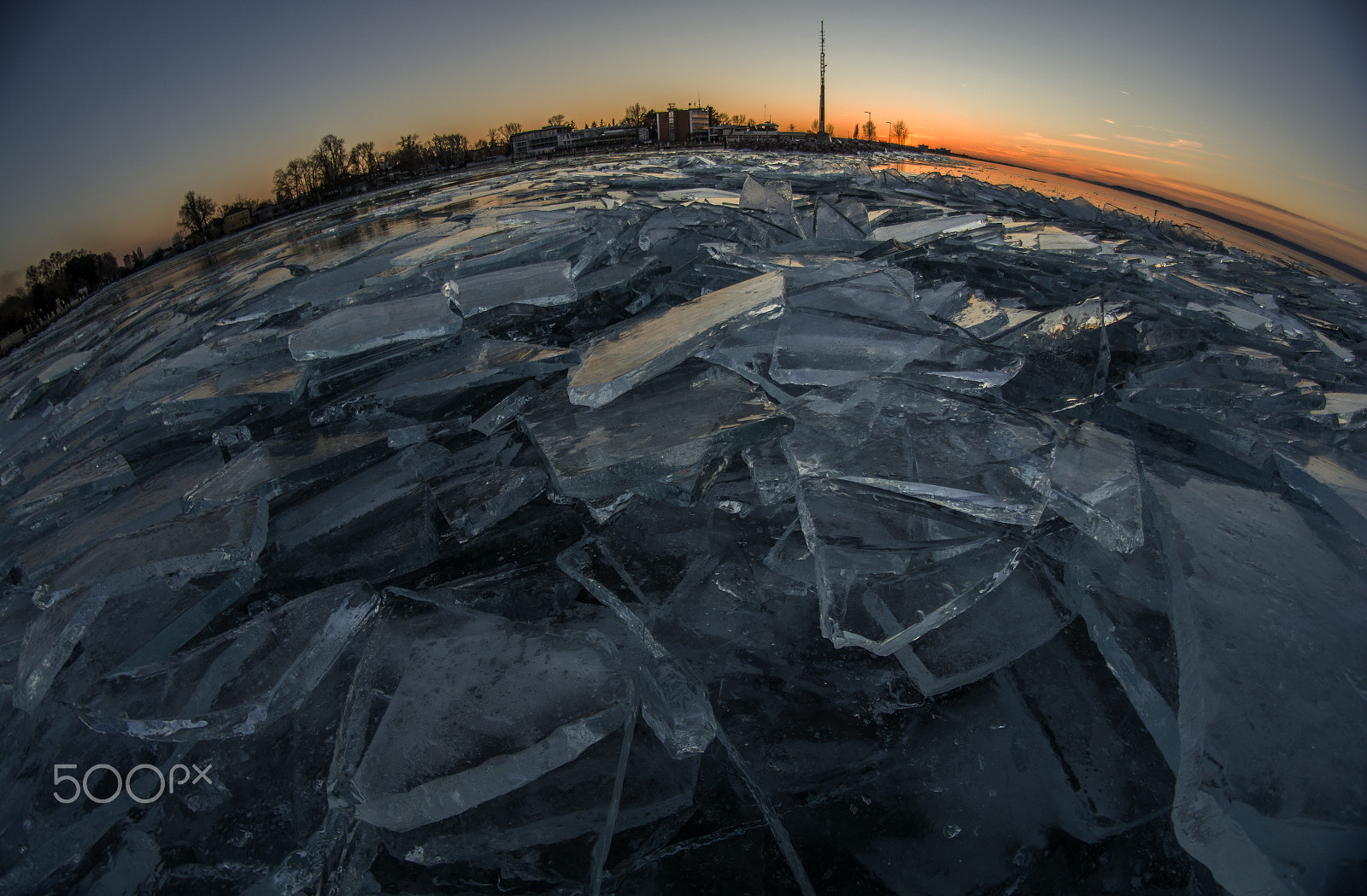 Samyang 8mm F3.5 Aspherical IF MC Fisheye sample photo. Ice age photography