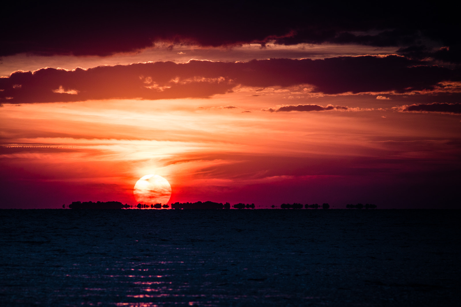 Canon EF 35-80mm f/4-5.6 sample photo. Fiery sunset photography