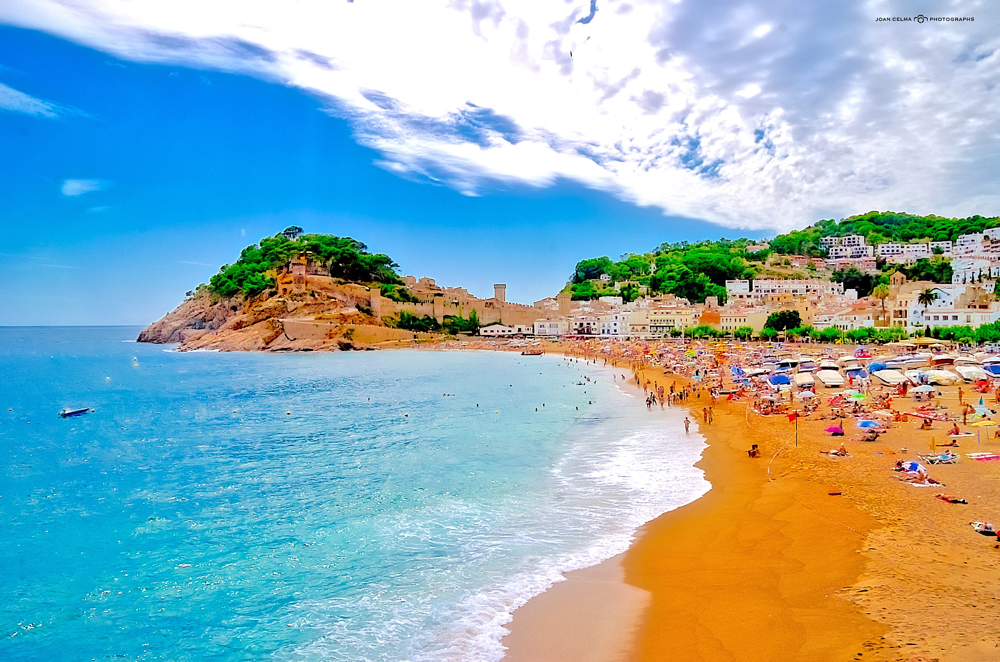 Nikon D2H sample photo. Tossa de mar and its beach, with its castle in the photography