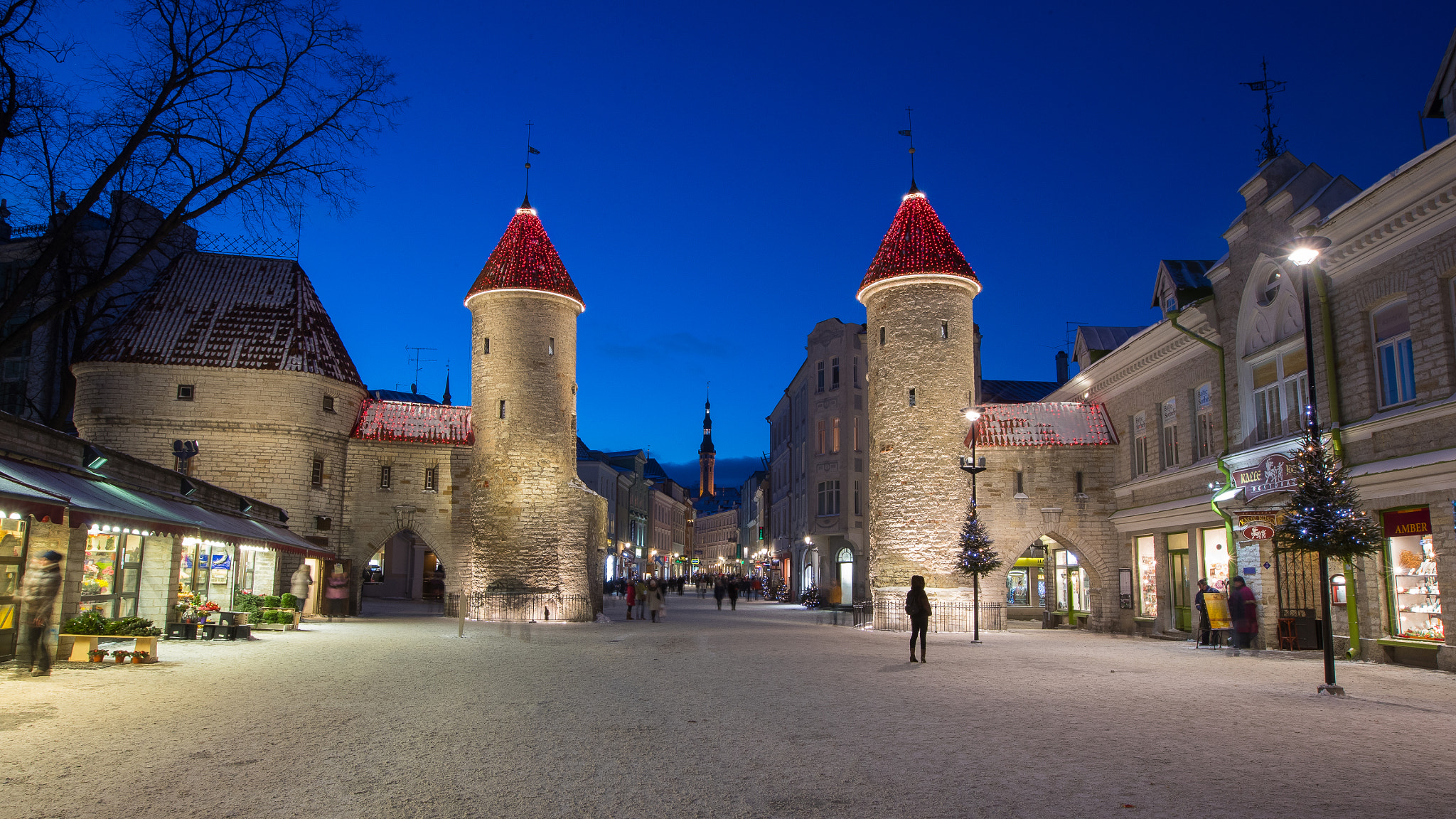 Canon EF 16-35mm F2.8L II USM sample photo. Beautiful tallinn after christmas 2016 photography