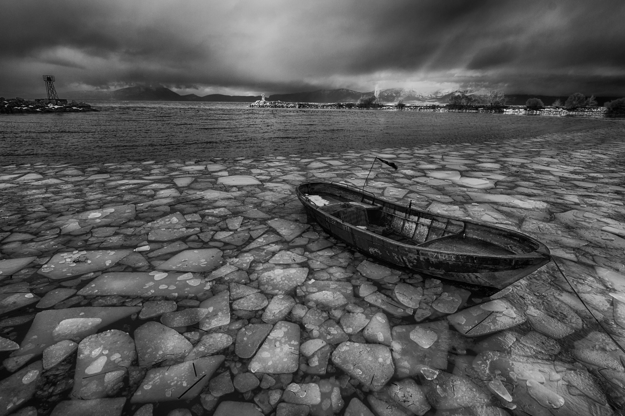 Canon EOS 760D (EOS Rebel T6s / EOS 8000D) sample photo. Boat, ice and rainbow photography