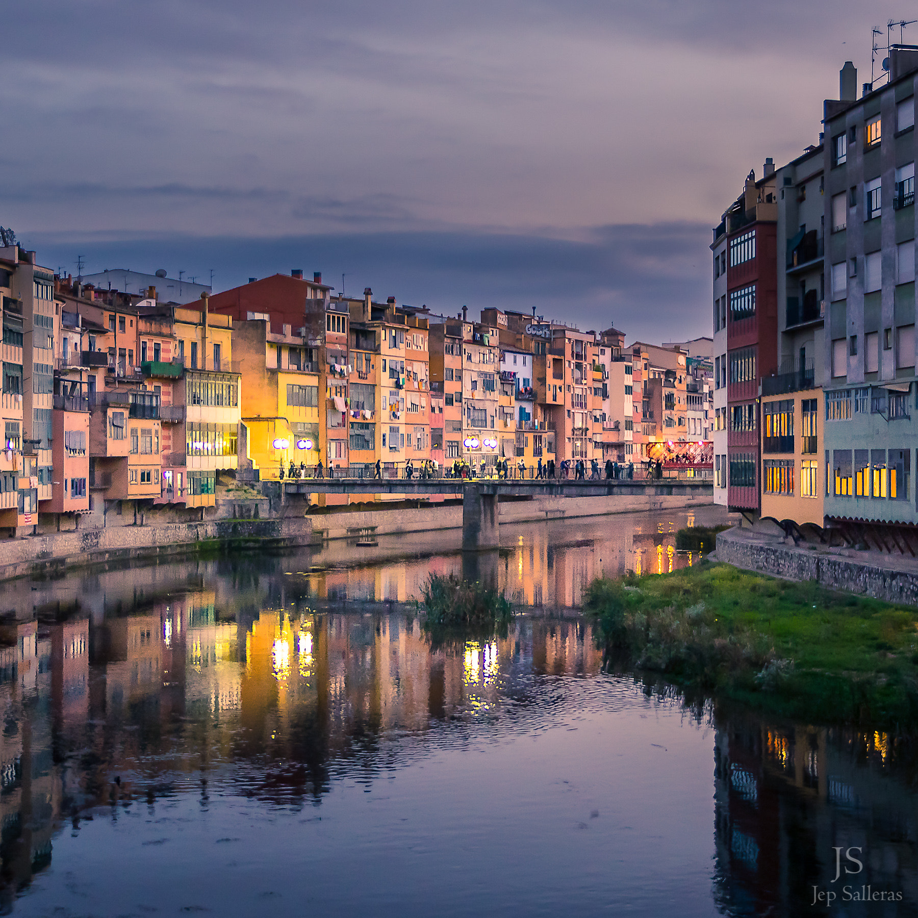 Sigma 24-70mm F2.8 EX DG Macro sample photo. Onyar river. girona (catalonia) photography
