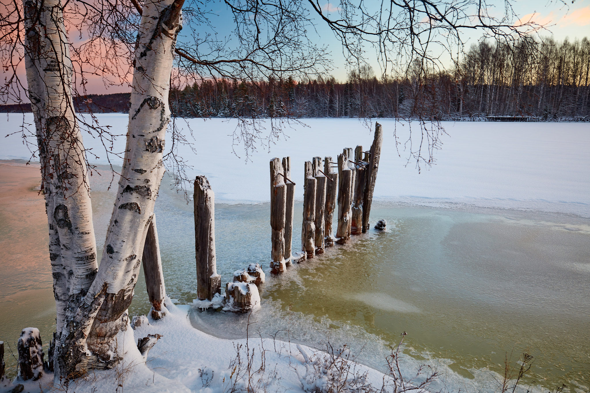 Canon EF 24-70mm F4L IS USM sample photo. Frozen sea in the winter sunrise photography