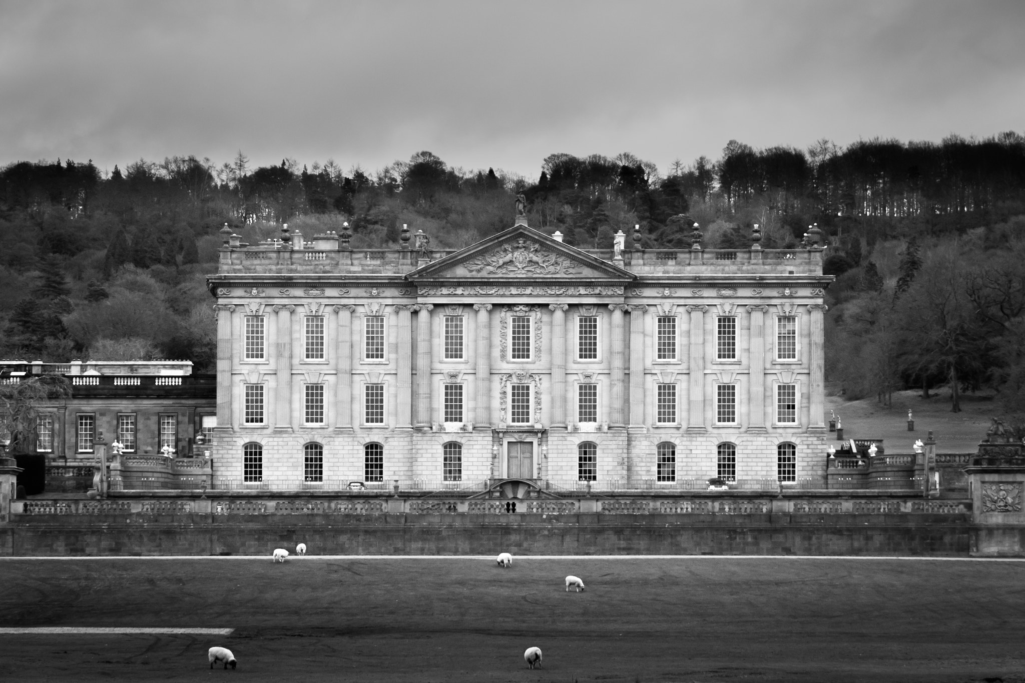 Tamron AF 18-200mm F3.5-6.3 XR Di II LD Aspherical (IF) Macro sample photo. Chatsworth house photography
