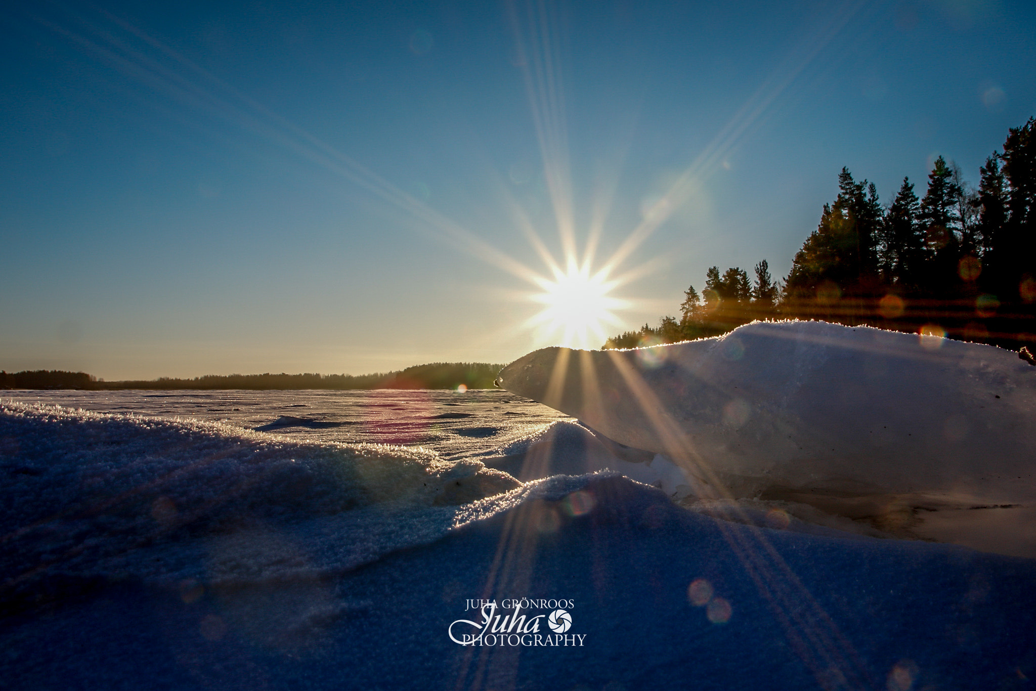 Sigma 17-70mm F2.8-4 DC Macro OS HSM sample photo. Winter morning sunrise photography