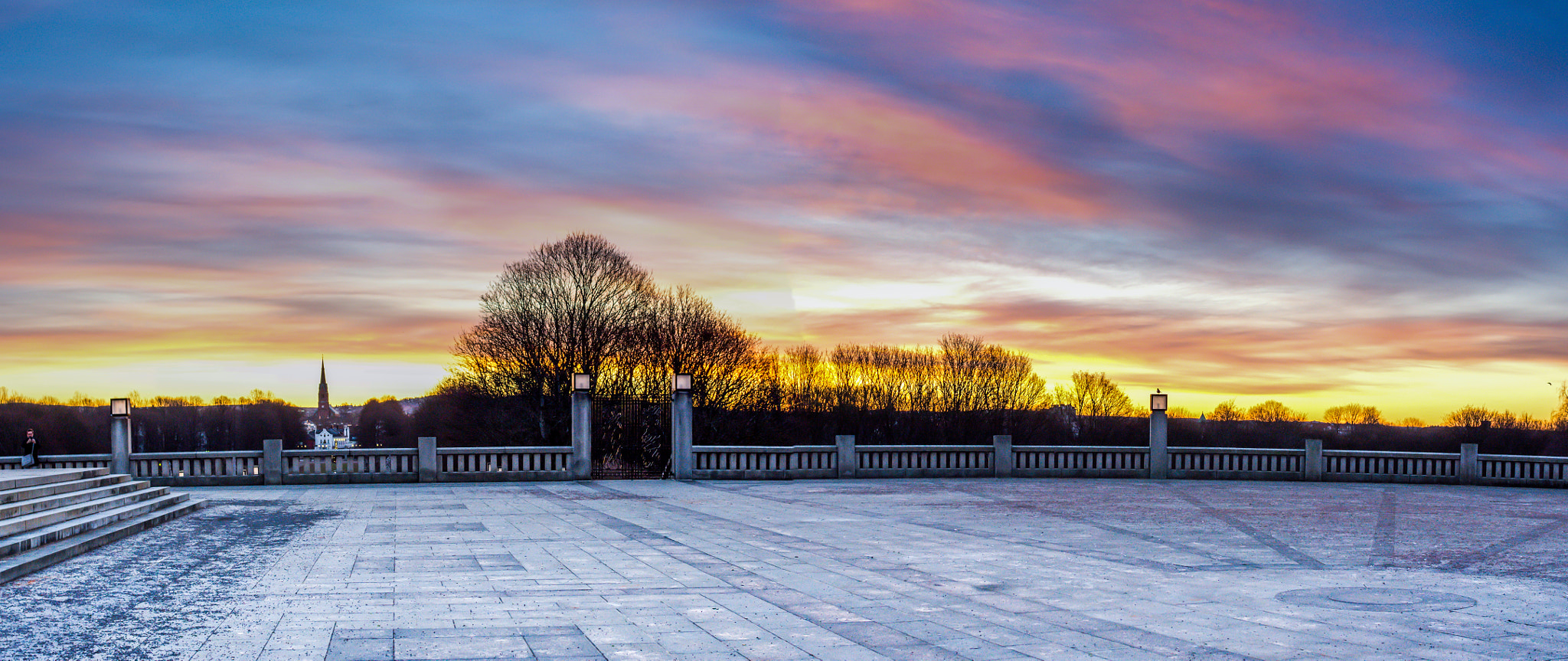 Nikon D7100 + Nikon AF-S Nikkor 28mm F1.8G sample photo. Vigelands park photography