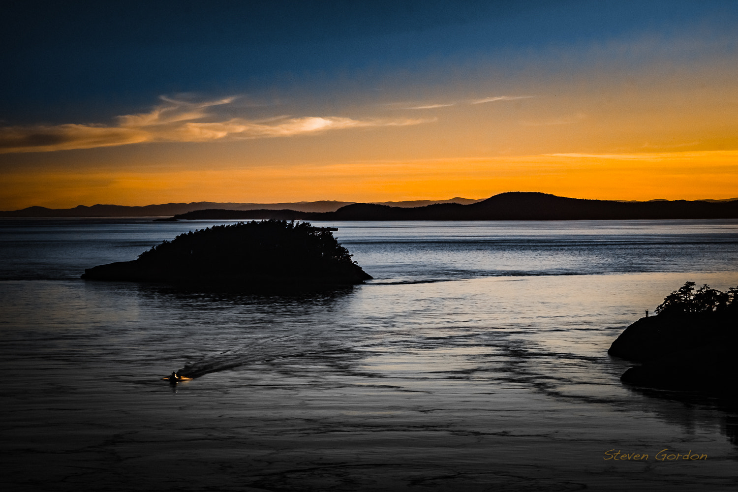 Fujifilm X-T1 sample photo. Deception island glow photography