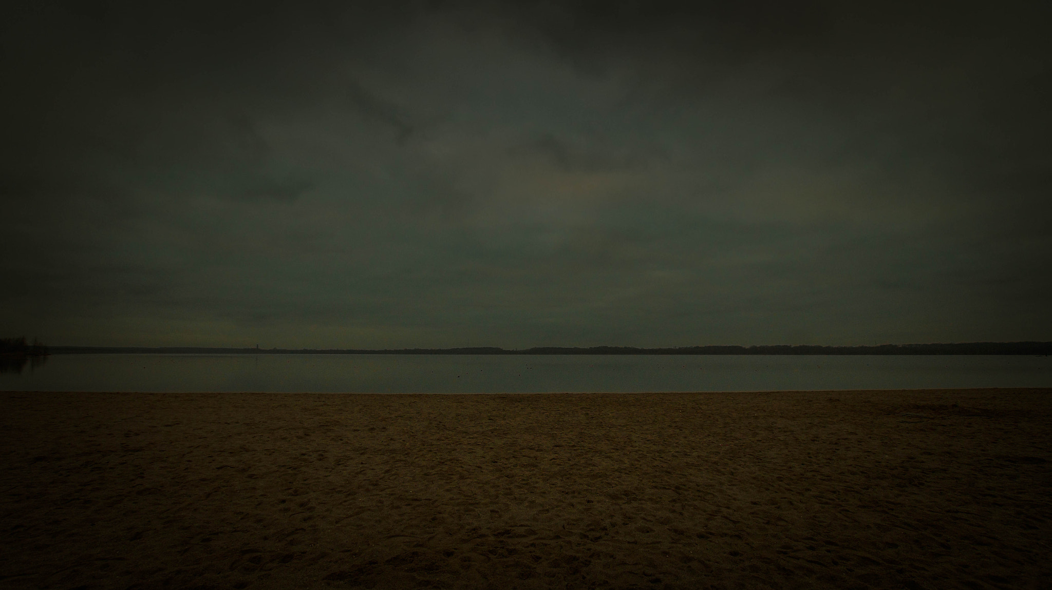 Sony SLT-A58 + Sigma 10-20mm F3.5 EX DC HSM sample photo. Winter on a beach photography