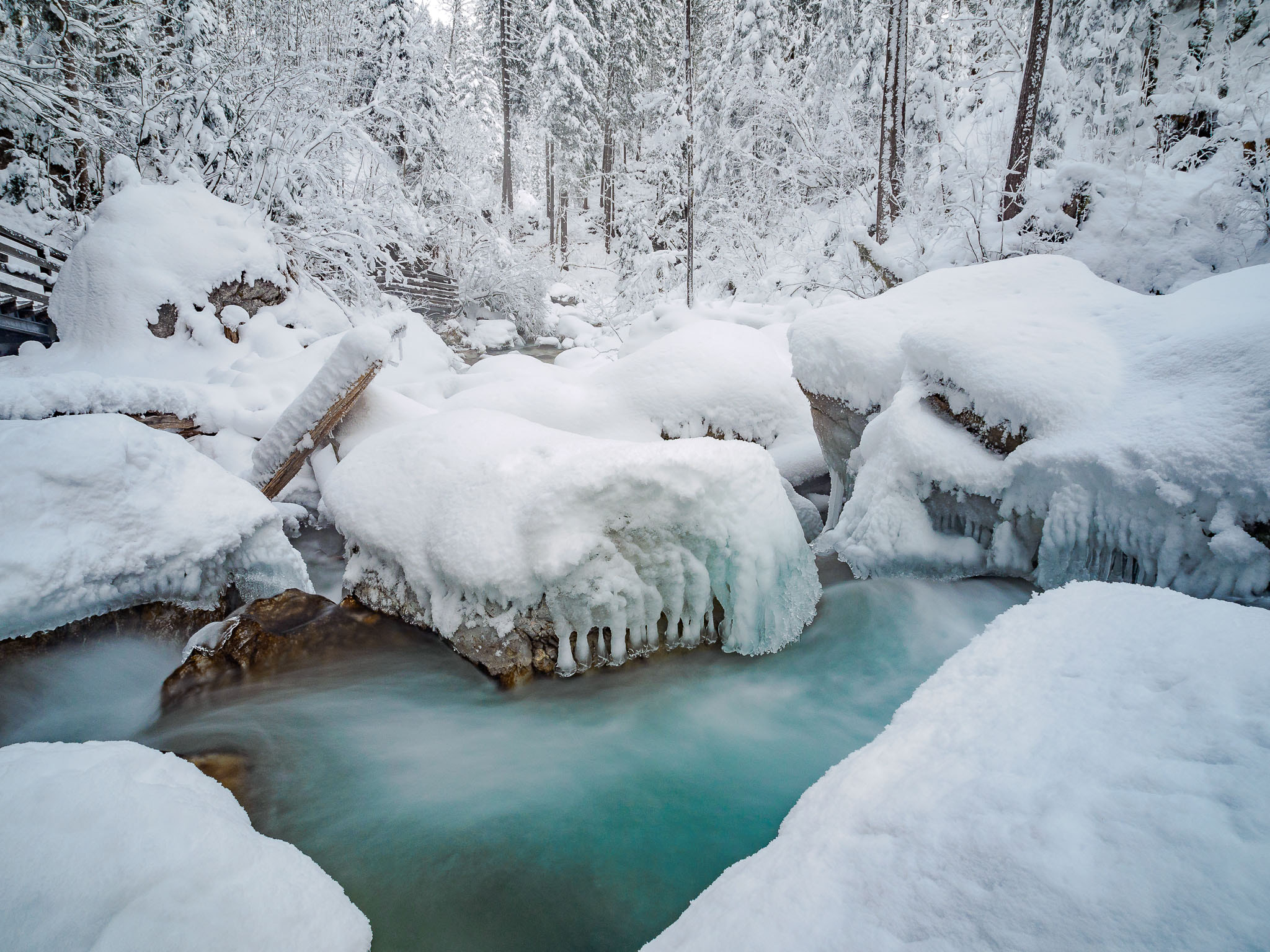 Olympus OM-D E-M1 sample photo. Frozen river photography