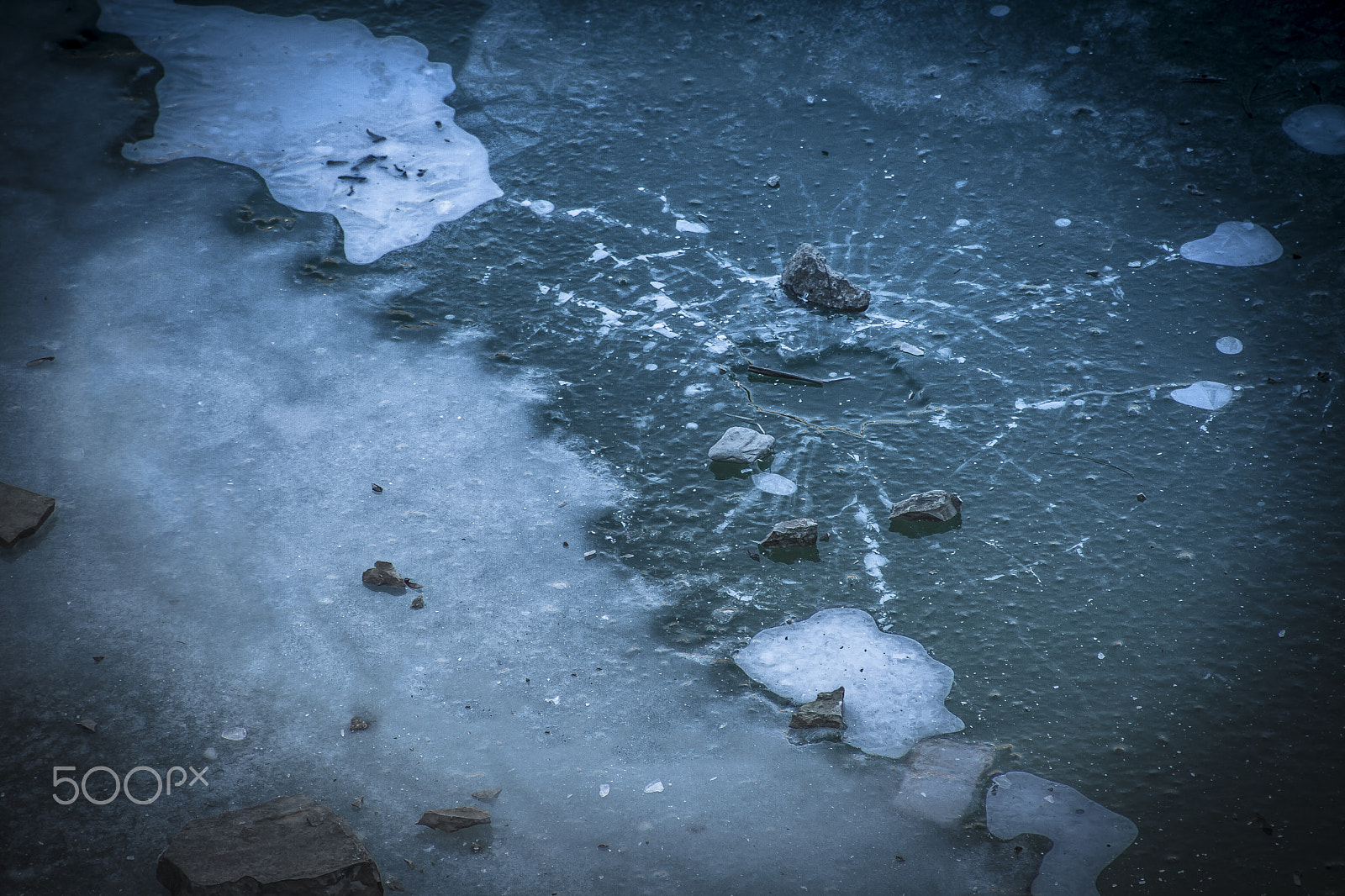 Canon EOS 5D Mark II + Canon EF 100-300mm F4.5-5.6 USM sample photo. Fallen meteorite photography