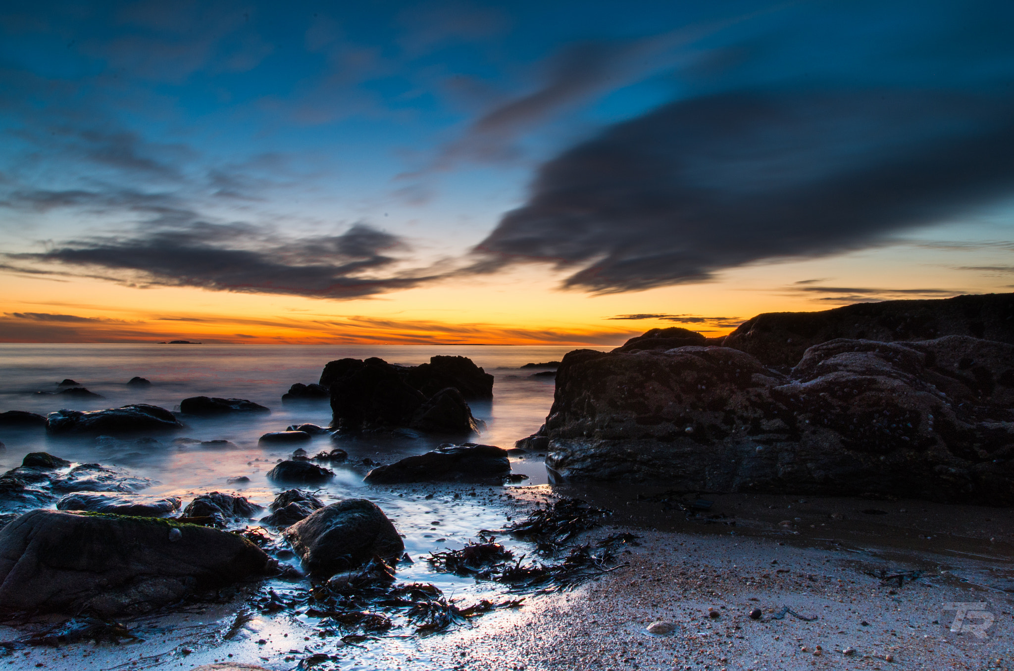 Pentax K-30 sample photo. Couché de soleil sur l'eau photography