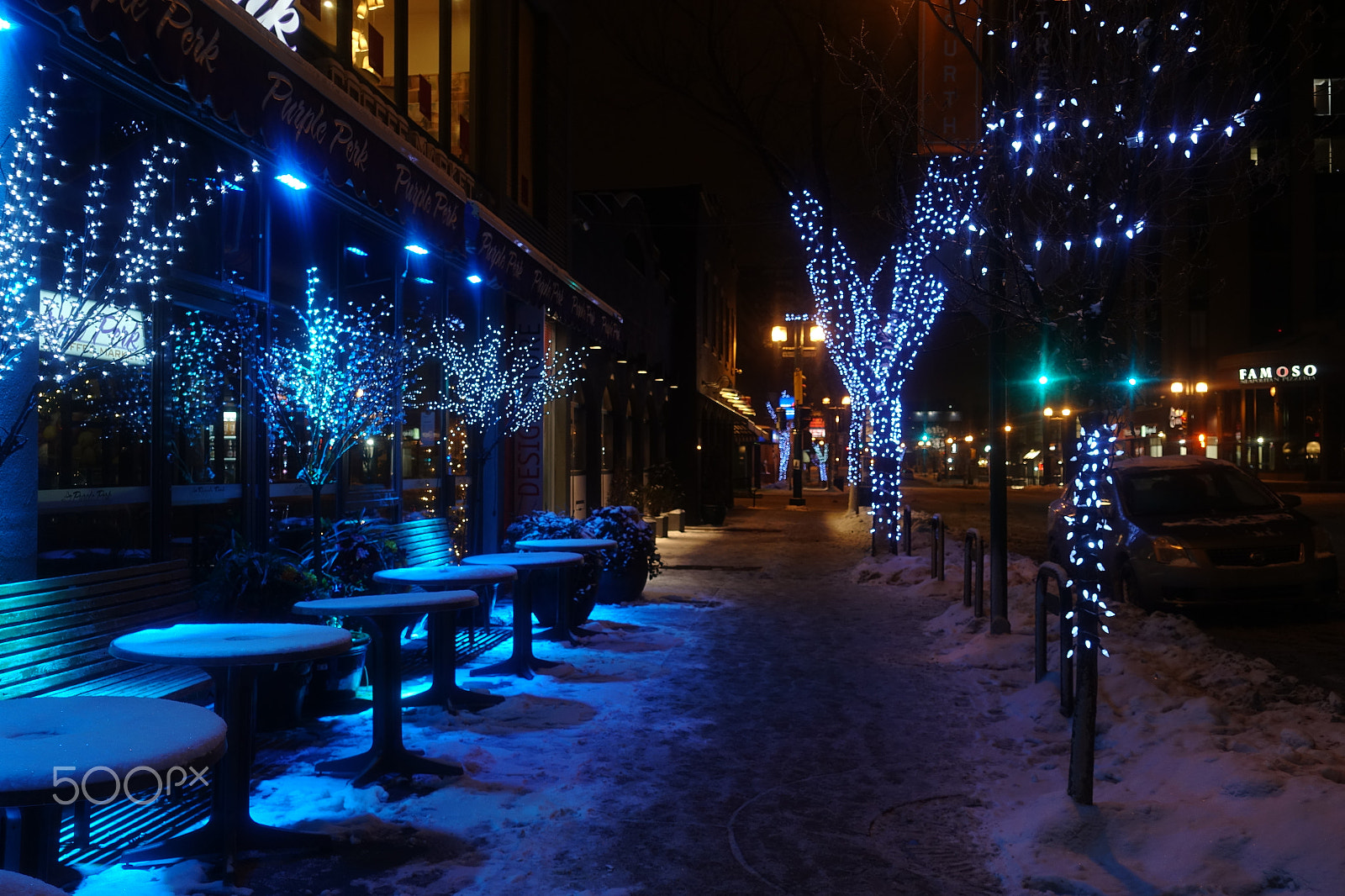 Minolta AF 28-85mm F3.5-4.5 New sample photo. Canadian christmas lights photography