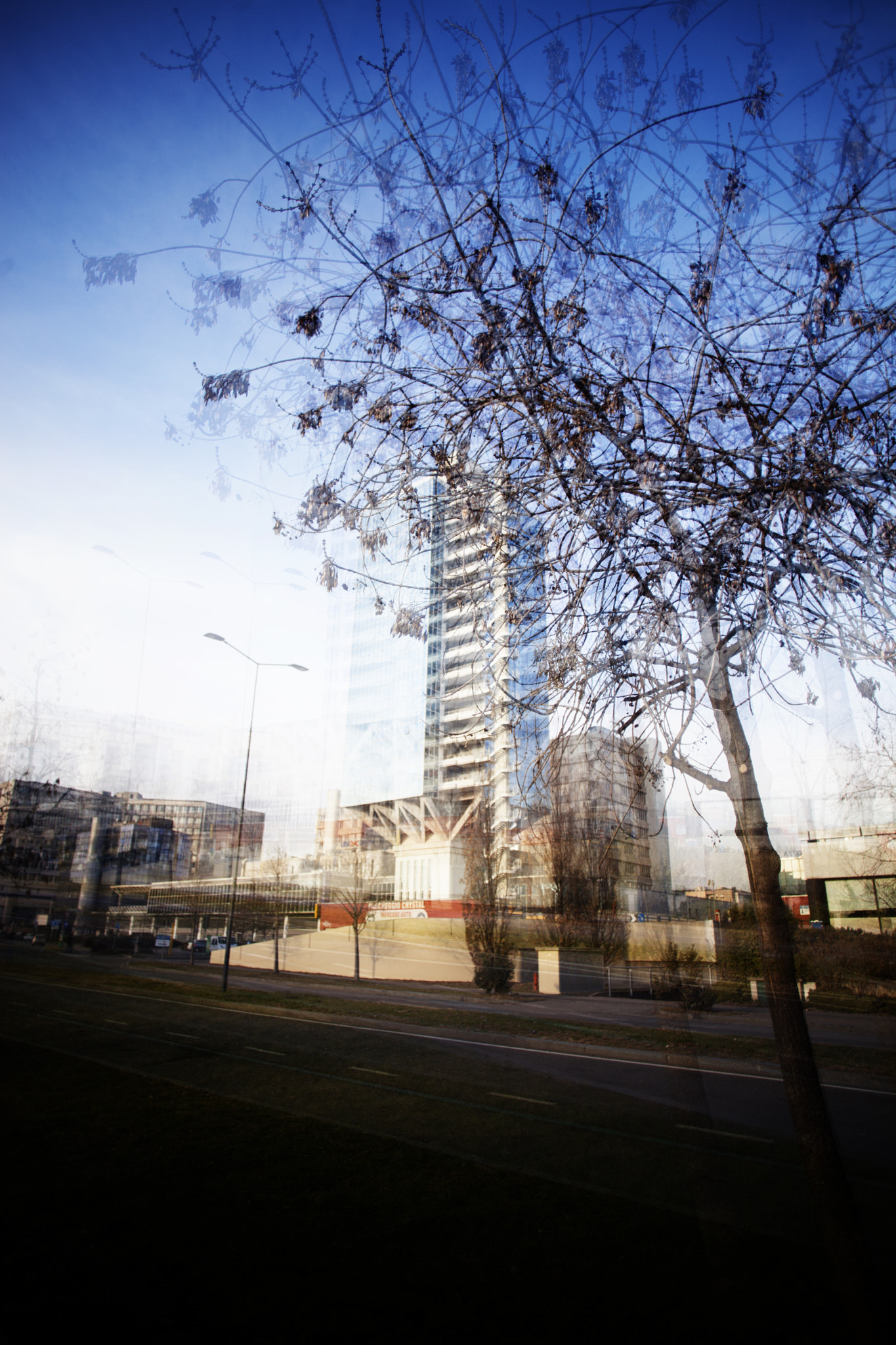 Canon EF 20mm F2.8 USM sample photo. Awkwardness photography