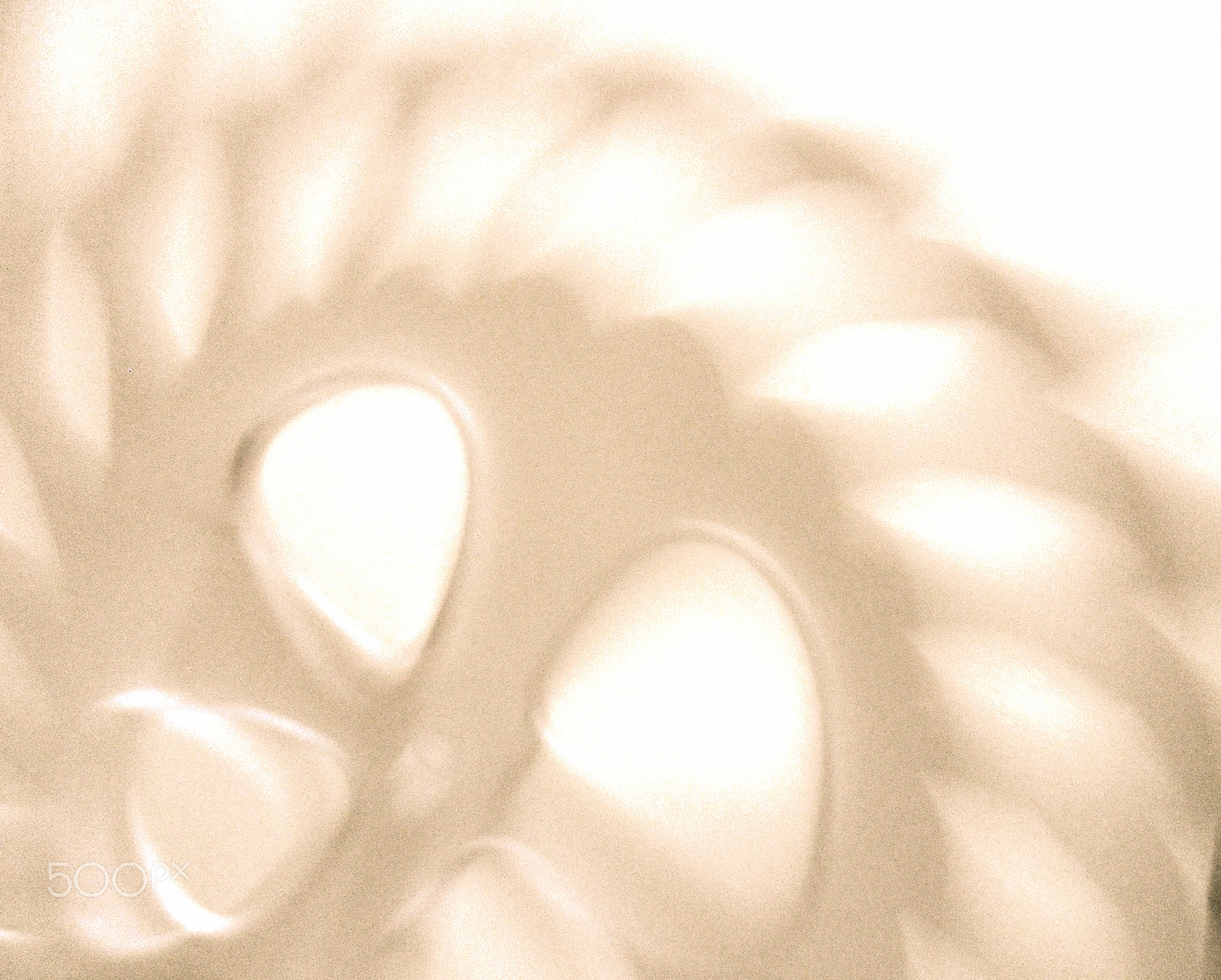 Samsung WB550, WB560 / VLUU WB550 /  HZ15W sample photo. White tire photography