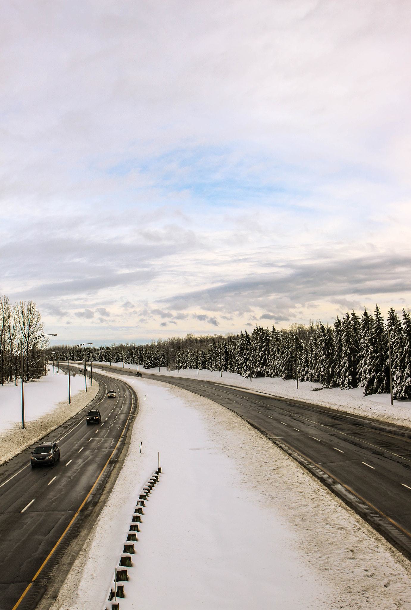 Canon EF 24-70mm F4L IS USM sample photo. Autoroute photography