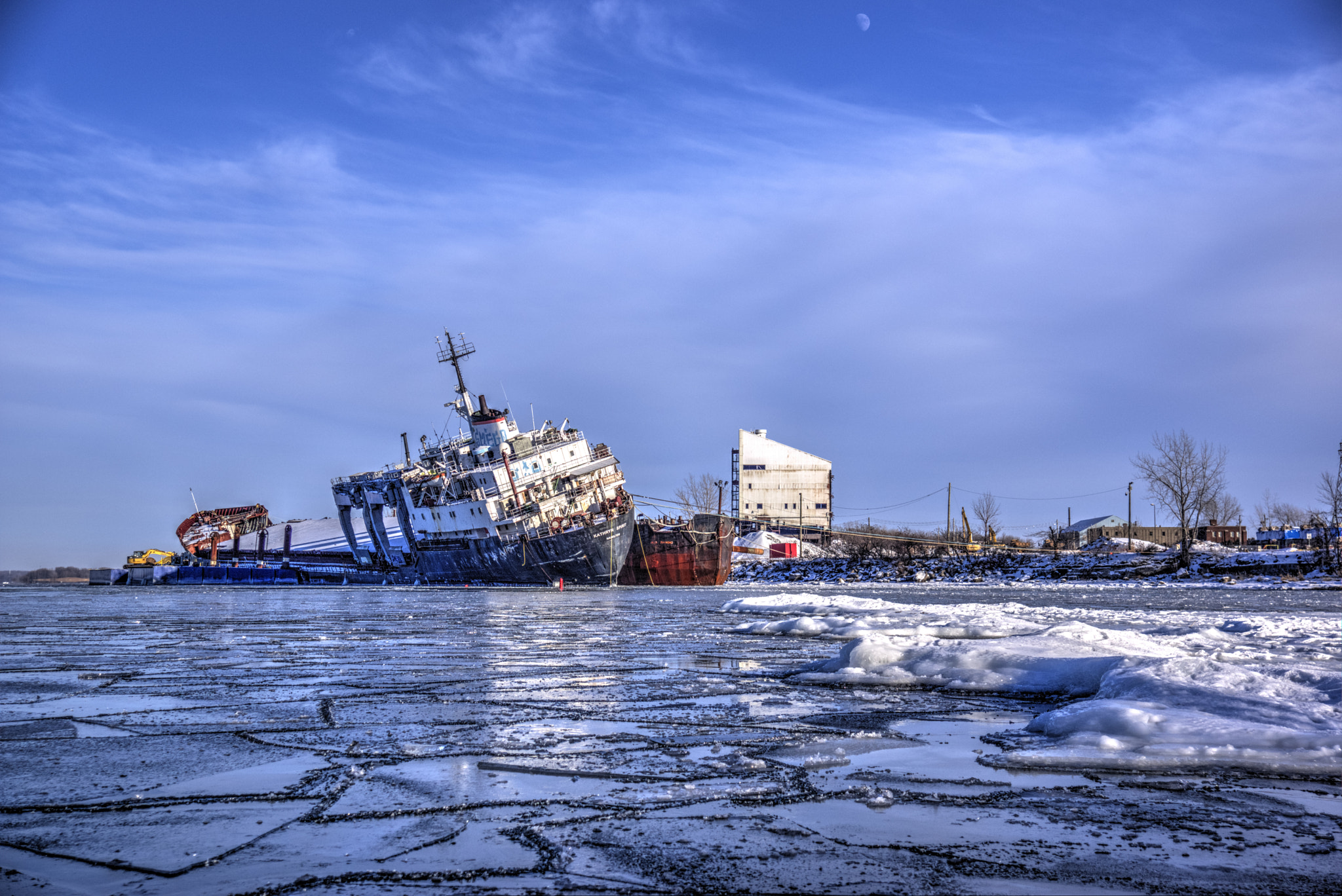 Sony DT 16-105mm F3.5-5.6 sample photo. Winter kathryn spirit shipwreck photography