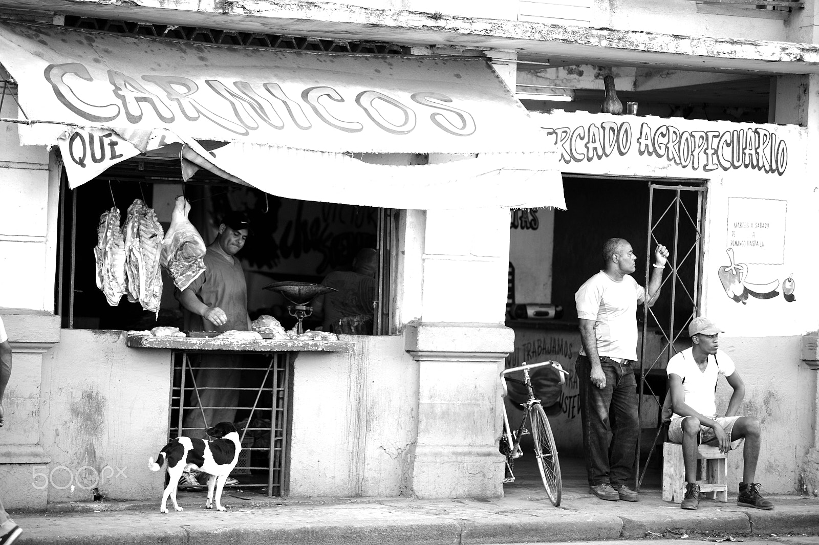 AF Zoom-Nikkor 80-200mm f/2.8 ED sample photo. Habana photography